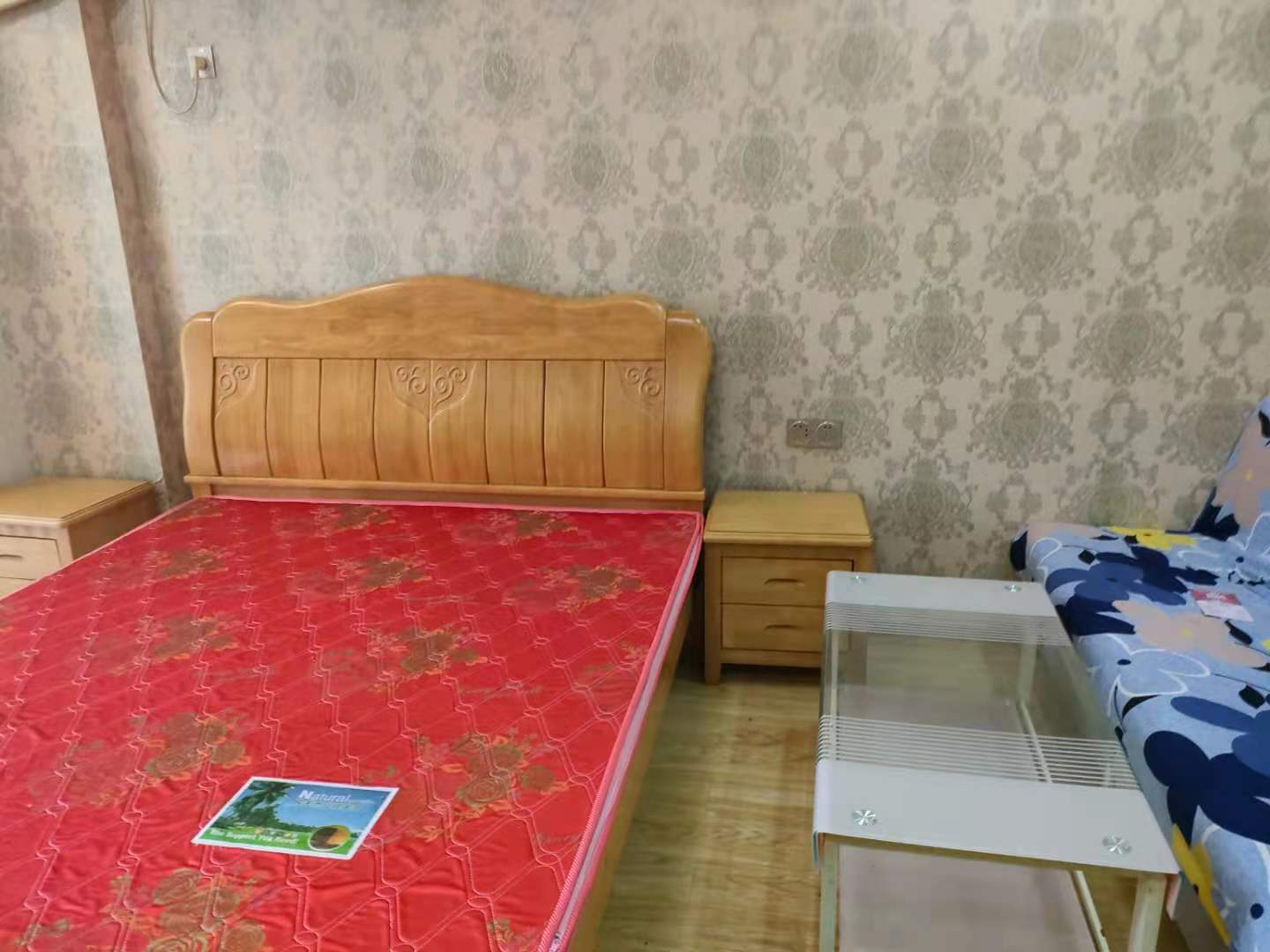 鸿星新天地  1室1厅1卫    1200.0元/月 鸿星新天地  1室1厅1卫    1200.0元/月户型图