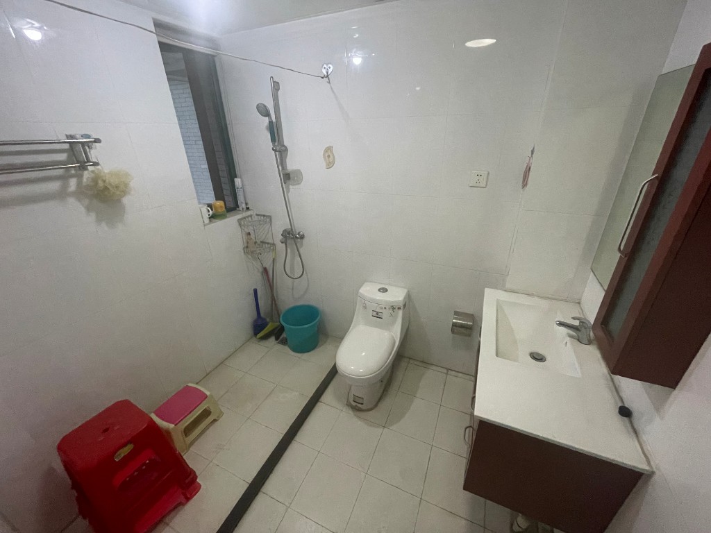 富景园 3室2厅2卫 2500.0元/月 富景园 3室2厅2卫 2500.0元/月室内图