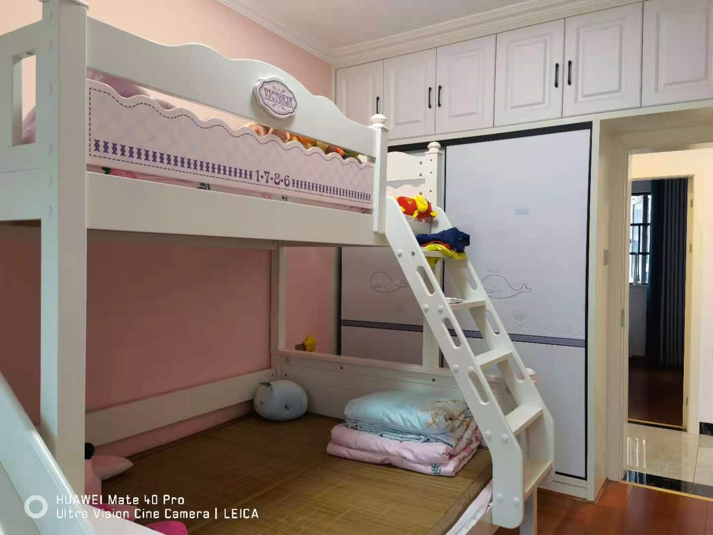 碧桂园梓山府 3室2厅2卫 118.0万 碧桂园梓山府 3室2厅2卫 118.0万客厅