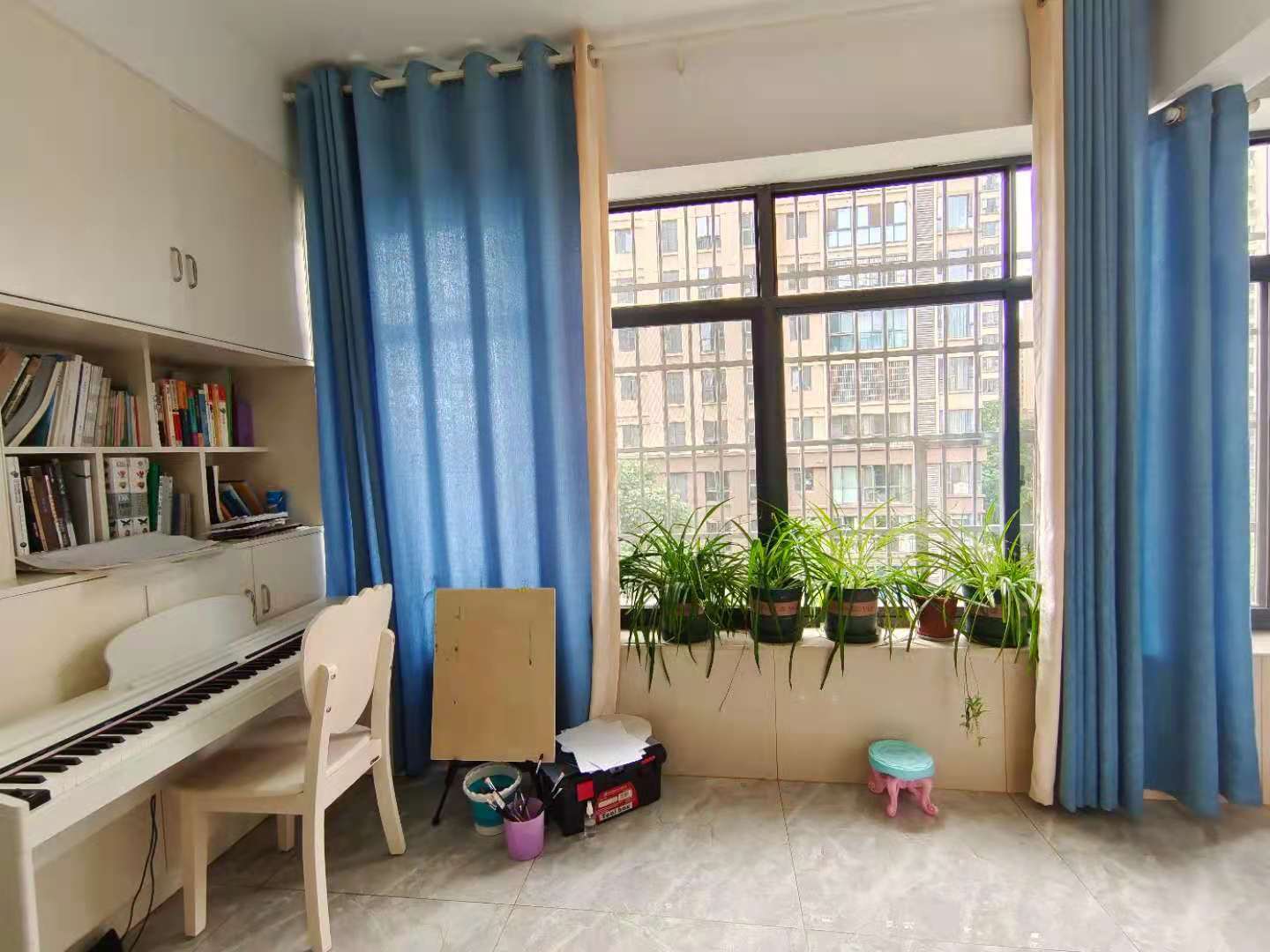 栗雨香堤 2室2厅1卫 65.00万 栗雨香堤 2室2厅1卫 65.00万客厅