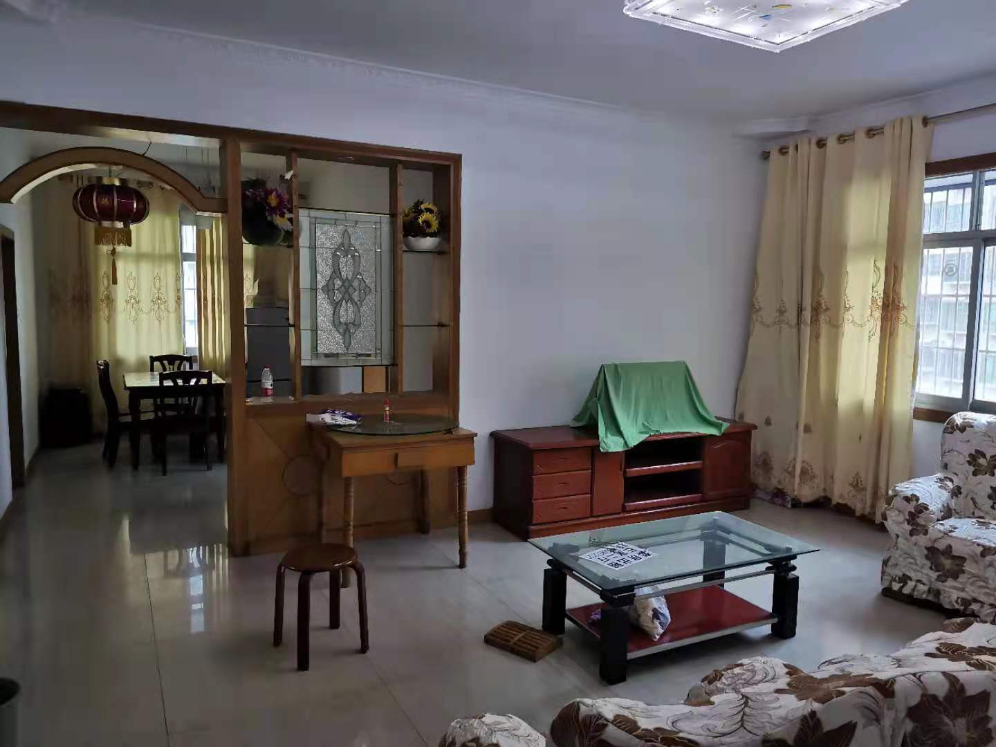 衡州监狱家属房(红湘北路101号) 3室2厅2卫 1400.0元/月 衡州监狱家属房(红湘北路101号) 3室2厅2卫 1400.0元/月室内图