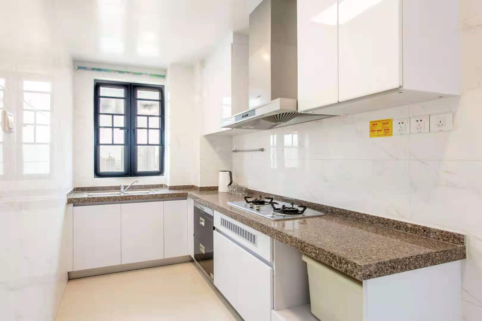 恒大绿洲 3室2厅2卫 2800.0元/月 恒大绿洲 3室2厅2卫 2800.0元/月室内图