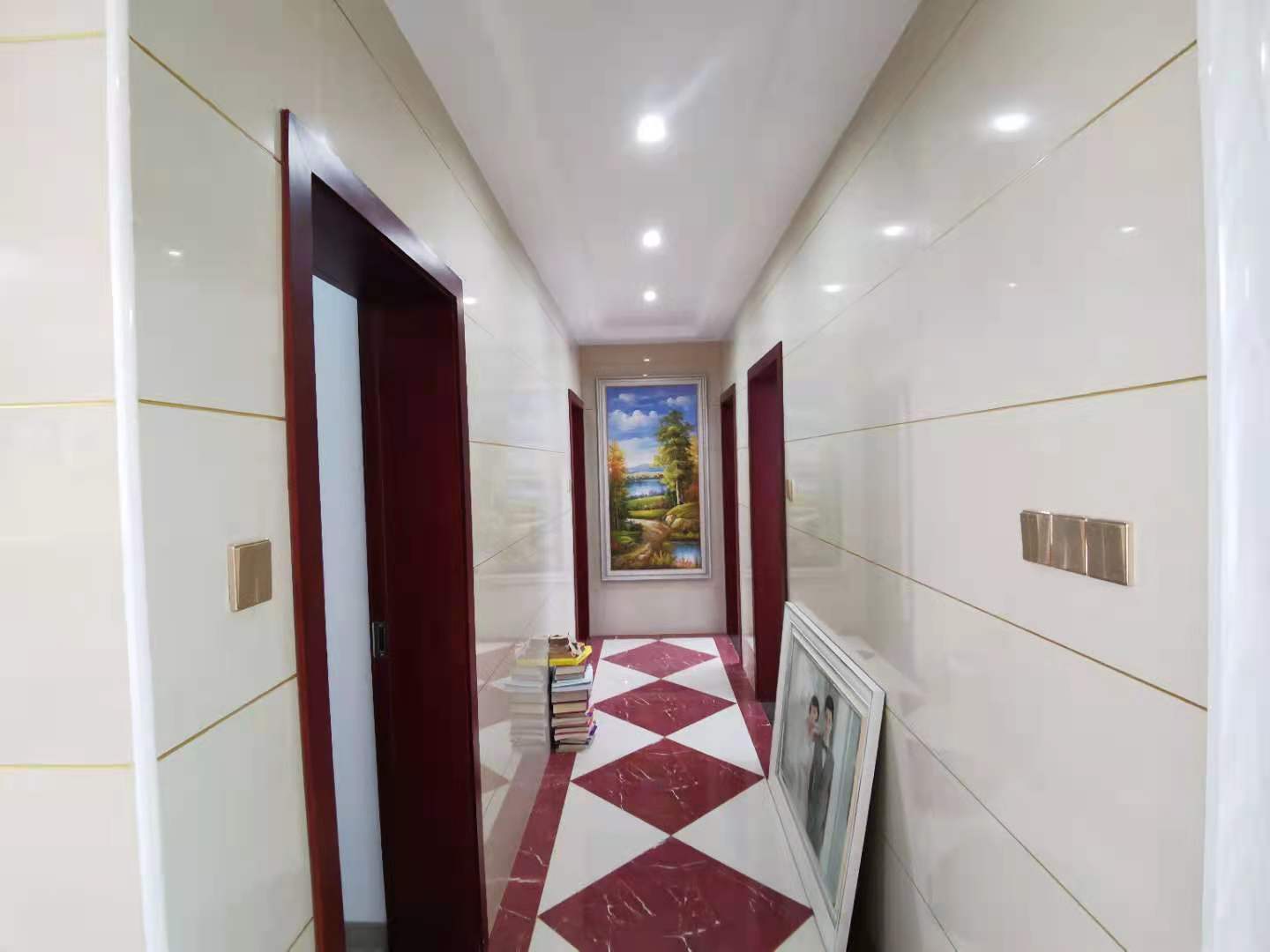 道路运输管理局家属楼(运管家园) 4室2厅2卫 124.8万 道路运输管理局家属楼(运管家园) 4室2厅2卫 124.8万阳台