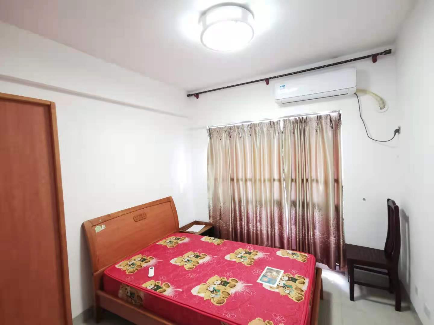 宇元万向城  2室1厅1卫    1700.0元/月 宇元万向城  2室1厅1卫    1700.0元/月室内图