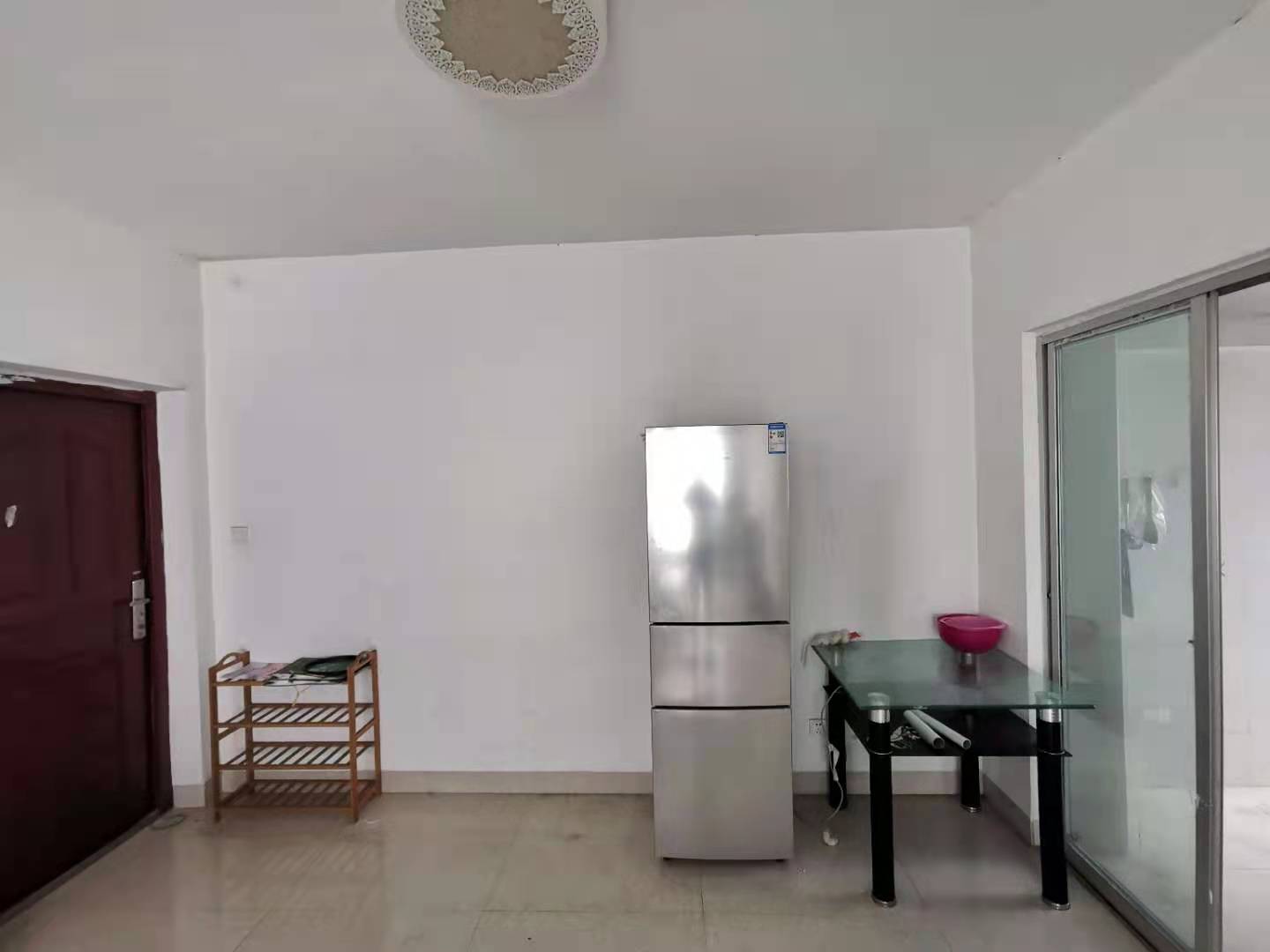 宇元万向城  2室1厅1卫    1700.0元/月 宇元万向城  2室1厅1卫    1700.0元/月室内图