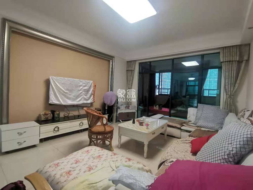 水映豪廷（一，二，三期）  2室2厅1卫   75.00万