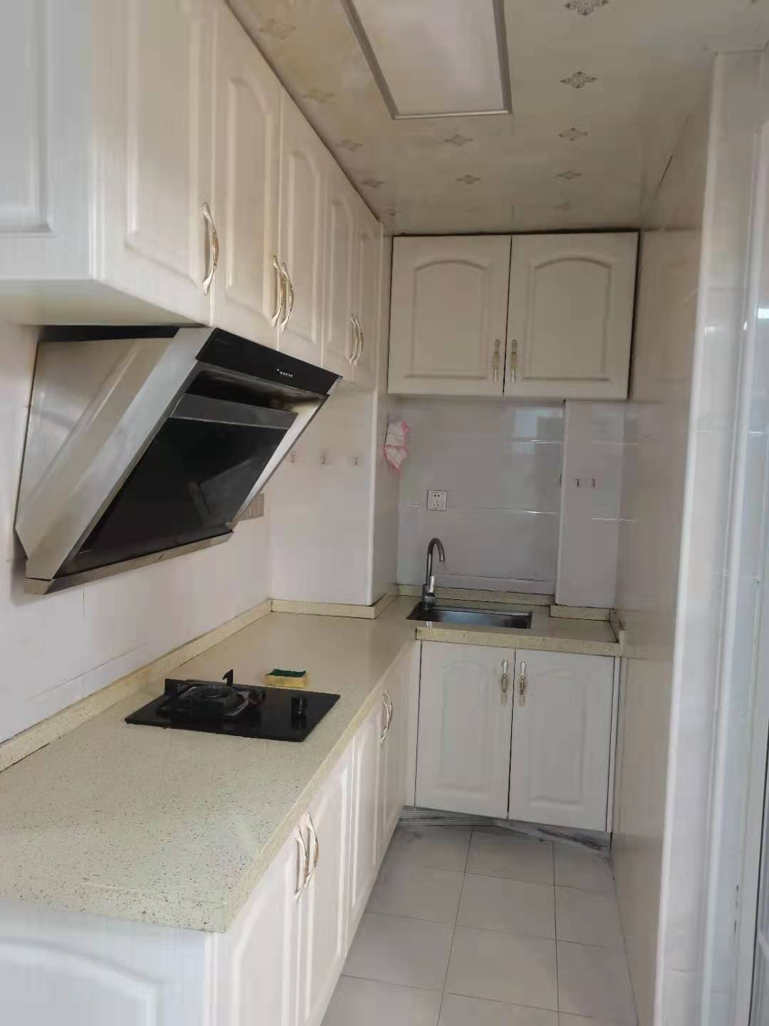 中国铁建金色蓝庭 1室1厅1卫 1600.0元/月 中国铁建金色蓝庭 1室1厅1卫 1600.0元/月室内图