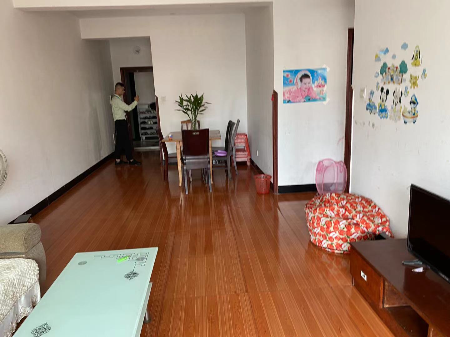 东方明园 2室2厅1卫 1500.0元/月 东方明园 2室2厅1卫 1500.0元/月室内图