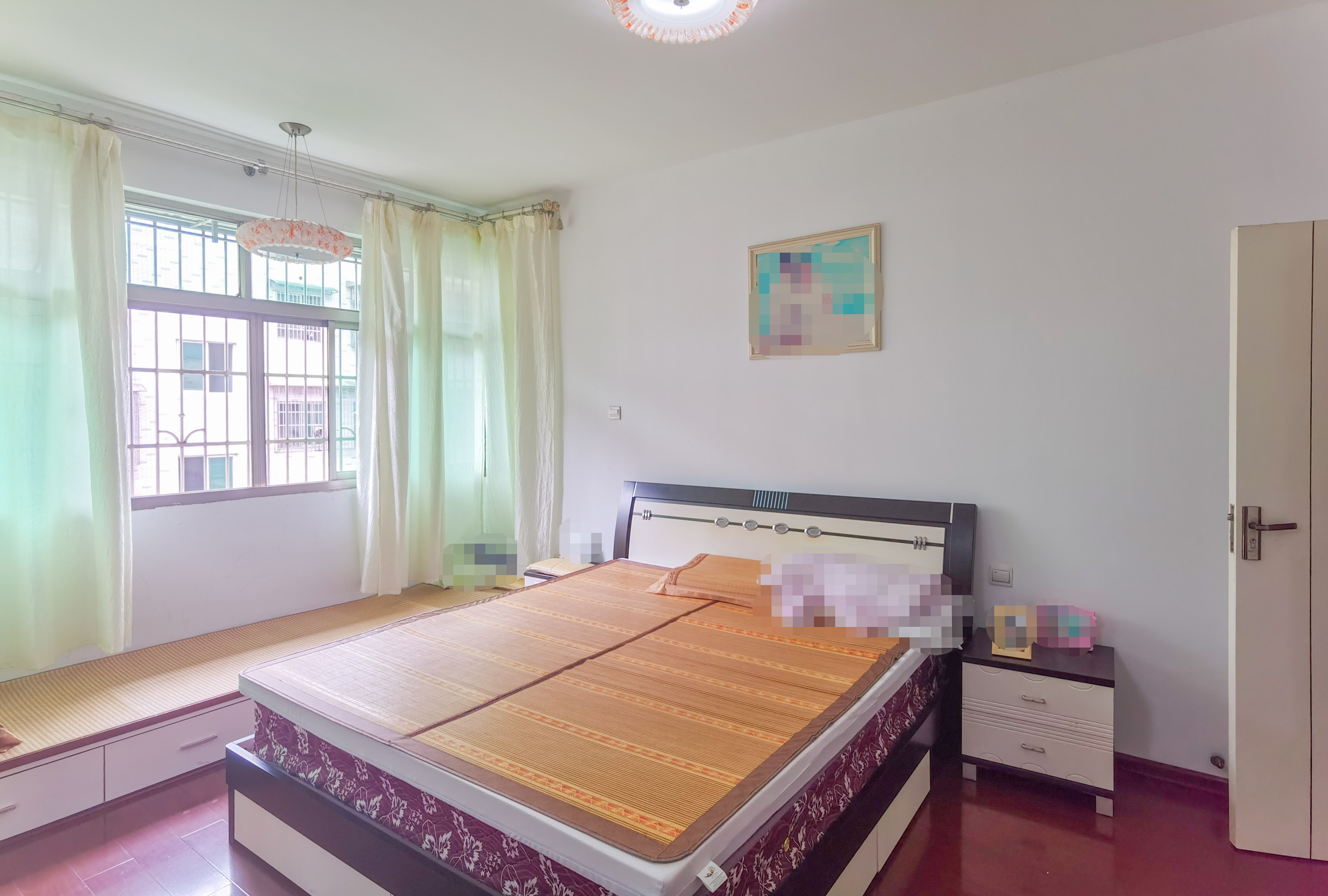 政华新村 3室2厅2卫 60.0万 政华新村 3室2厅2卫 60.0万客厅