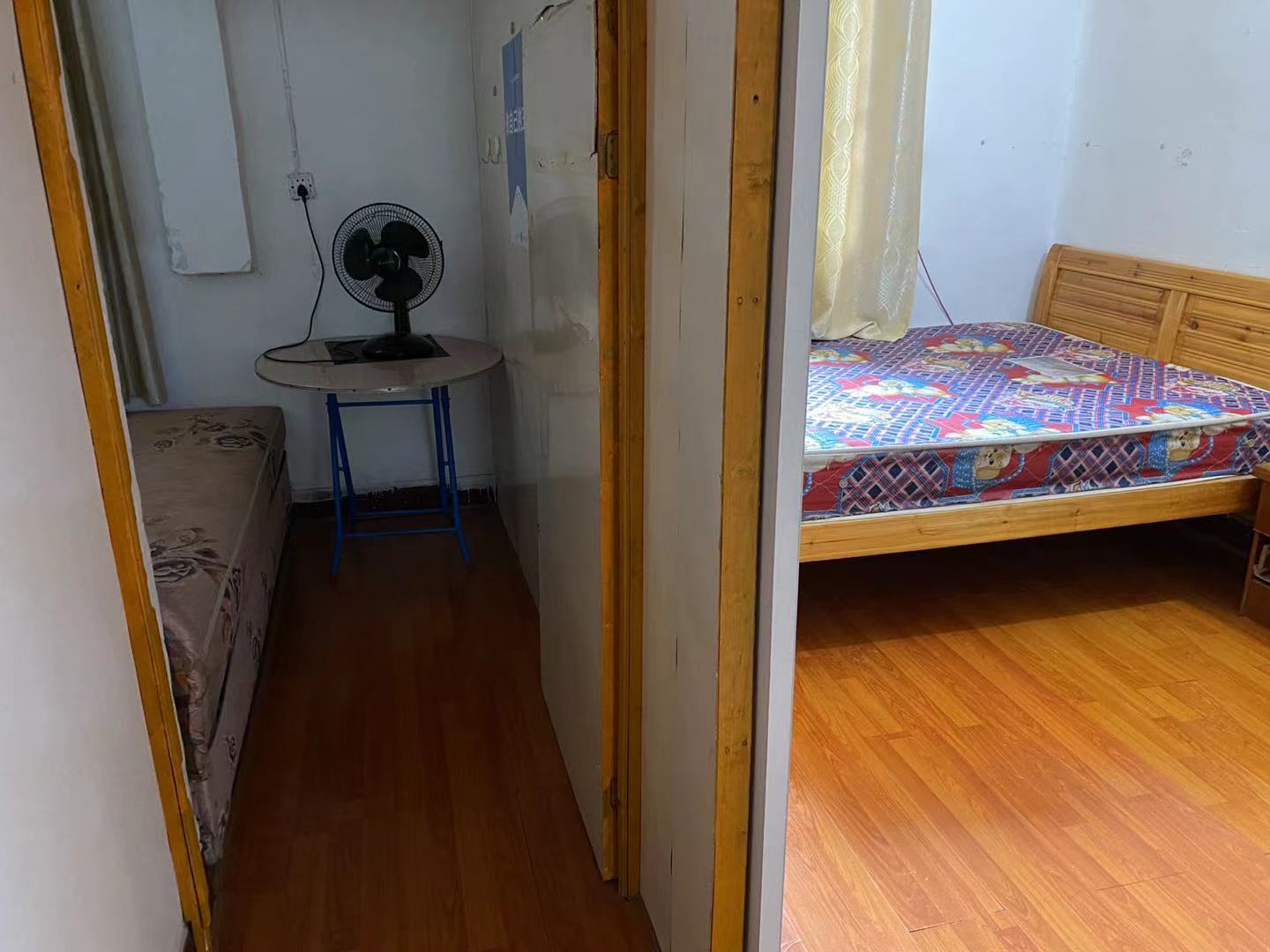 新华一村 1室1厅1卫 900.00元/月 新华一村 1室1厅1卫 900.00元/月室内图