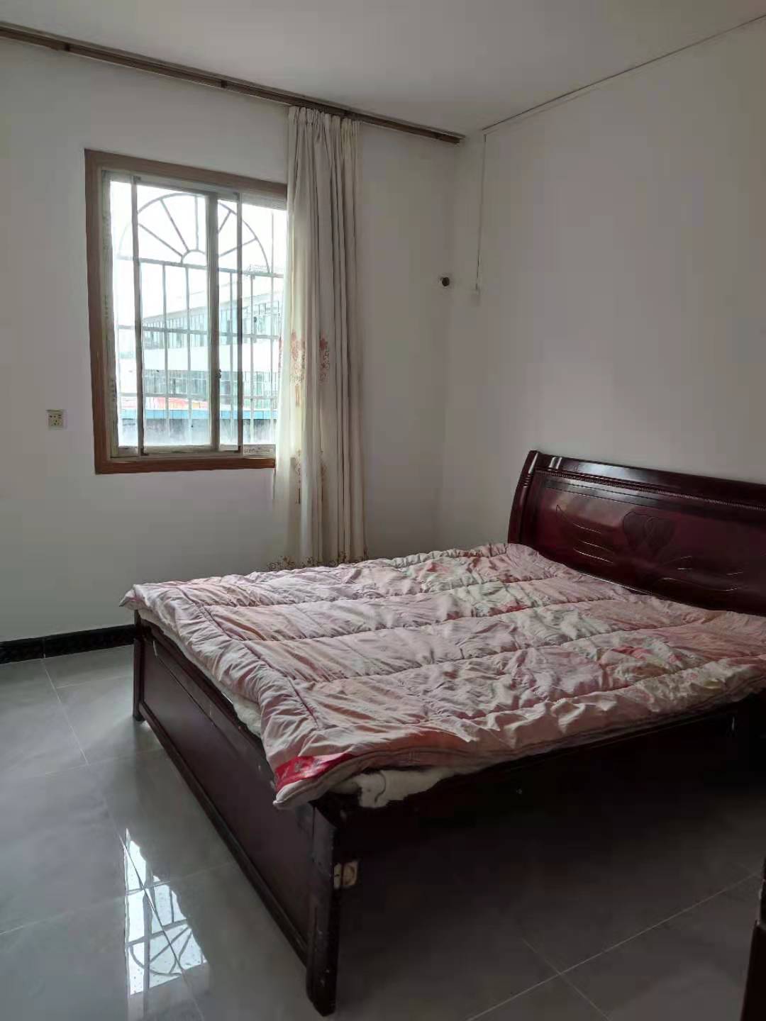 富桥市场 3室2厅1卫 1300.0元/月 富桥市场 3室2厅1卫 1300.0元/月室内图