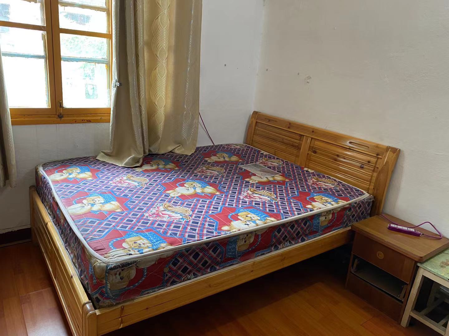 新华一村 1室1厅1卫 900.00元/月 新华一村 1室1厅1卫 900.00元/月室内图