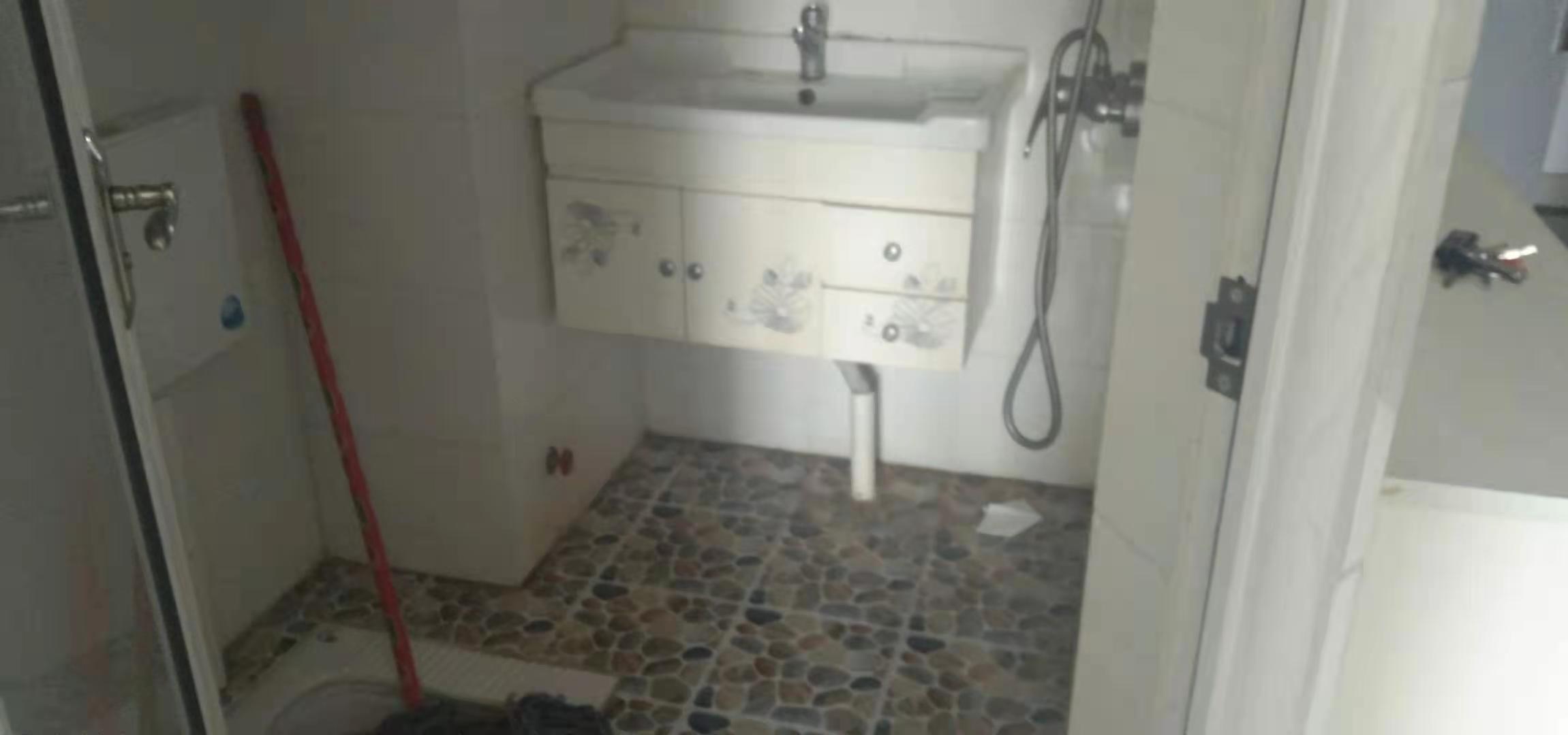 梓山湖公馆 1室1厅1卫 1400.0元/月 梓山湖公馆 1室1厅1卫 1400.0元/月室内图