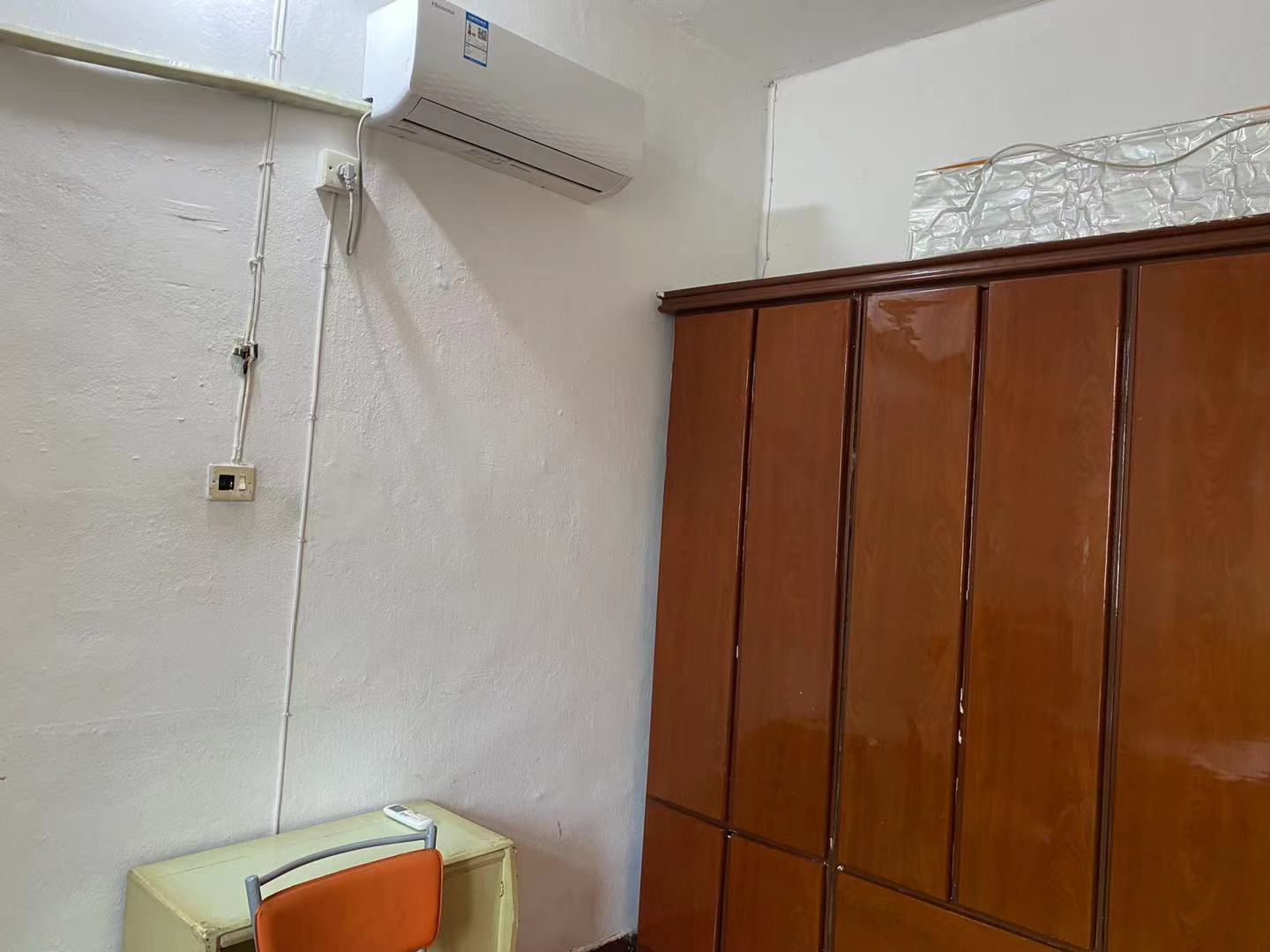 新华一村 1室1厅1卫 900.00元/月 新华一村 1室1厅1卫 900.00元/月室内图