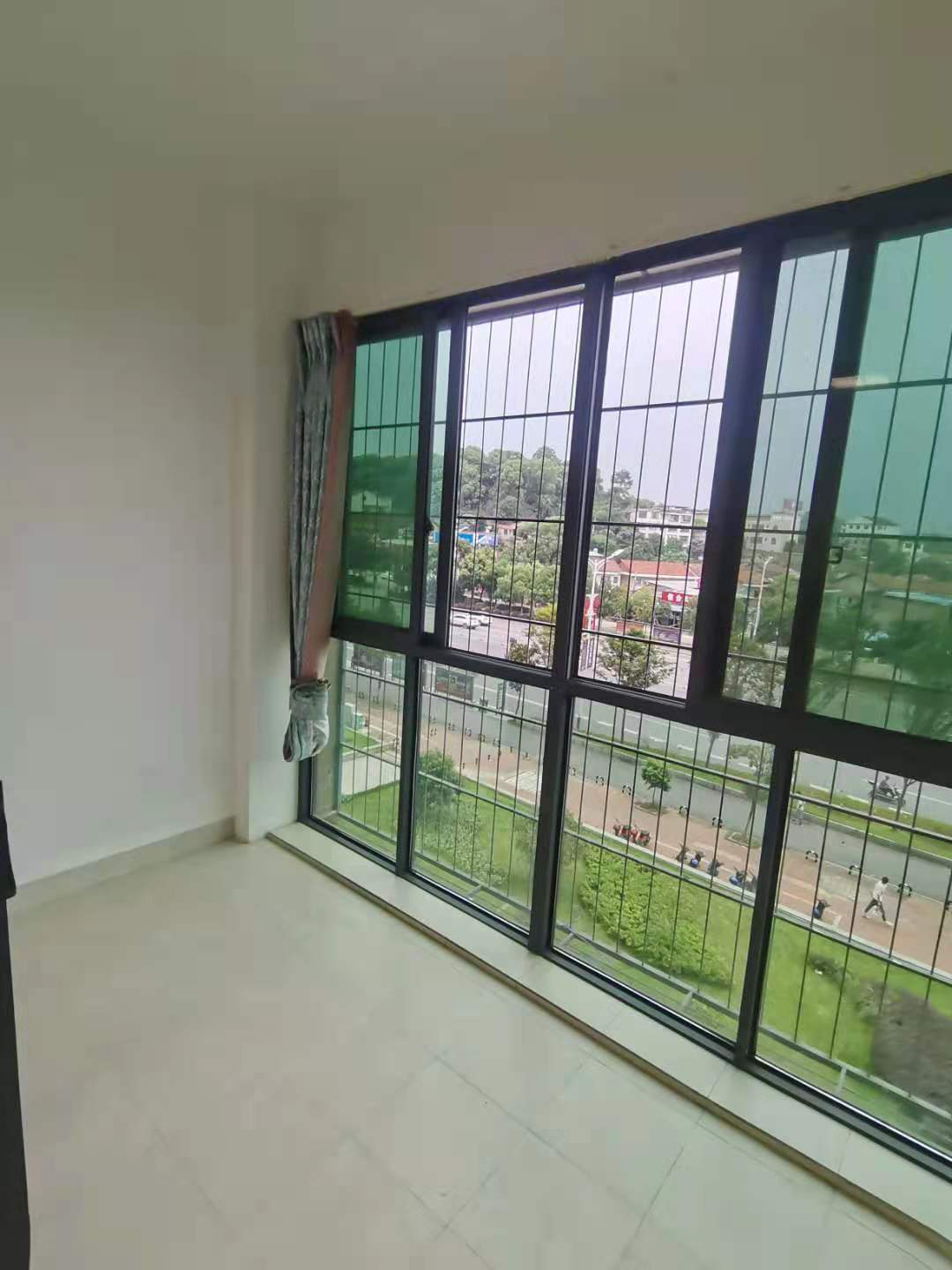 中国铁建金色蓝庭 1室1厅1卫 1600.0元/月 中国铁建金色蓝庭 1室1厅1卫 1600.0元/月室内图