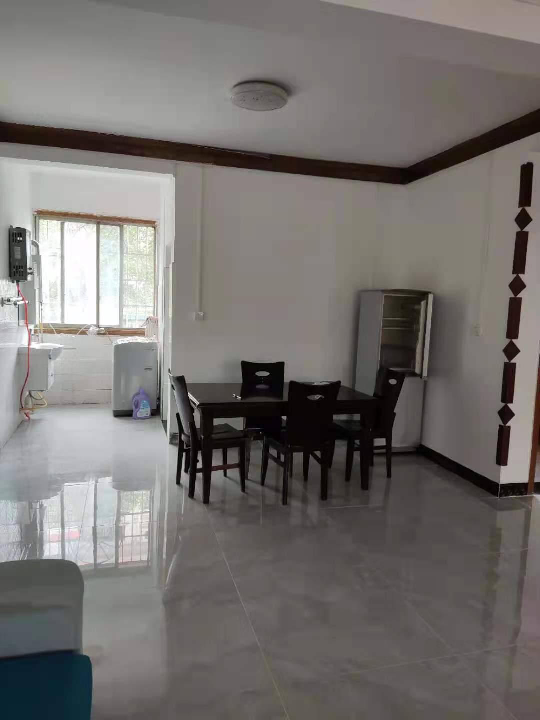 富桥市场 3室2厅1卫 1300.0元/月 富桥市场 3室2厅1卫 1300.0元/月室内图