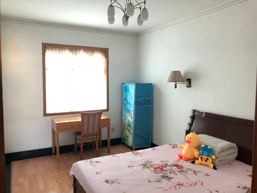 税务局兰溪税务所（赫山区地方税务局第二税务分局）  4室2厅2卫    53.8万卧室