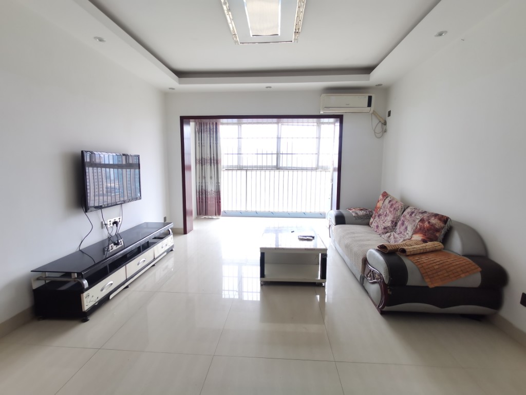 宇元万向城 2室2厅1卫 2000.0元/月 宇元万向城 2室2厅1卫 2000.0元/月室内图