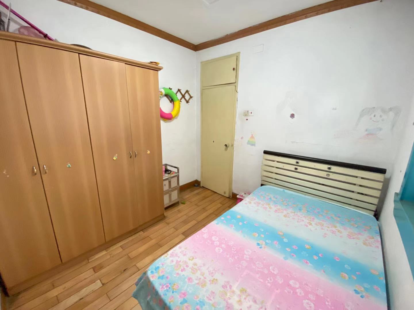 工字楼  2室1厅1卫   1800.00元/月室内图