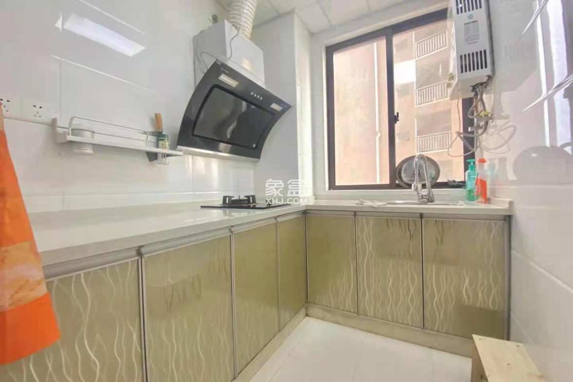 明兴翰苑一期 1室1厅1卫 1580.00元/月 明兴翰苑一期 1室1厅1卫 1580.00元/月室内图