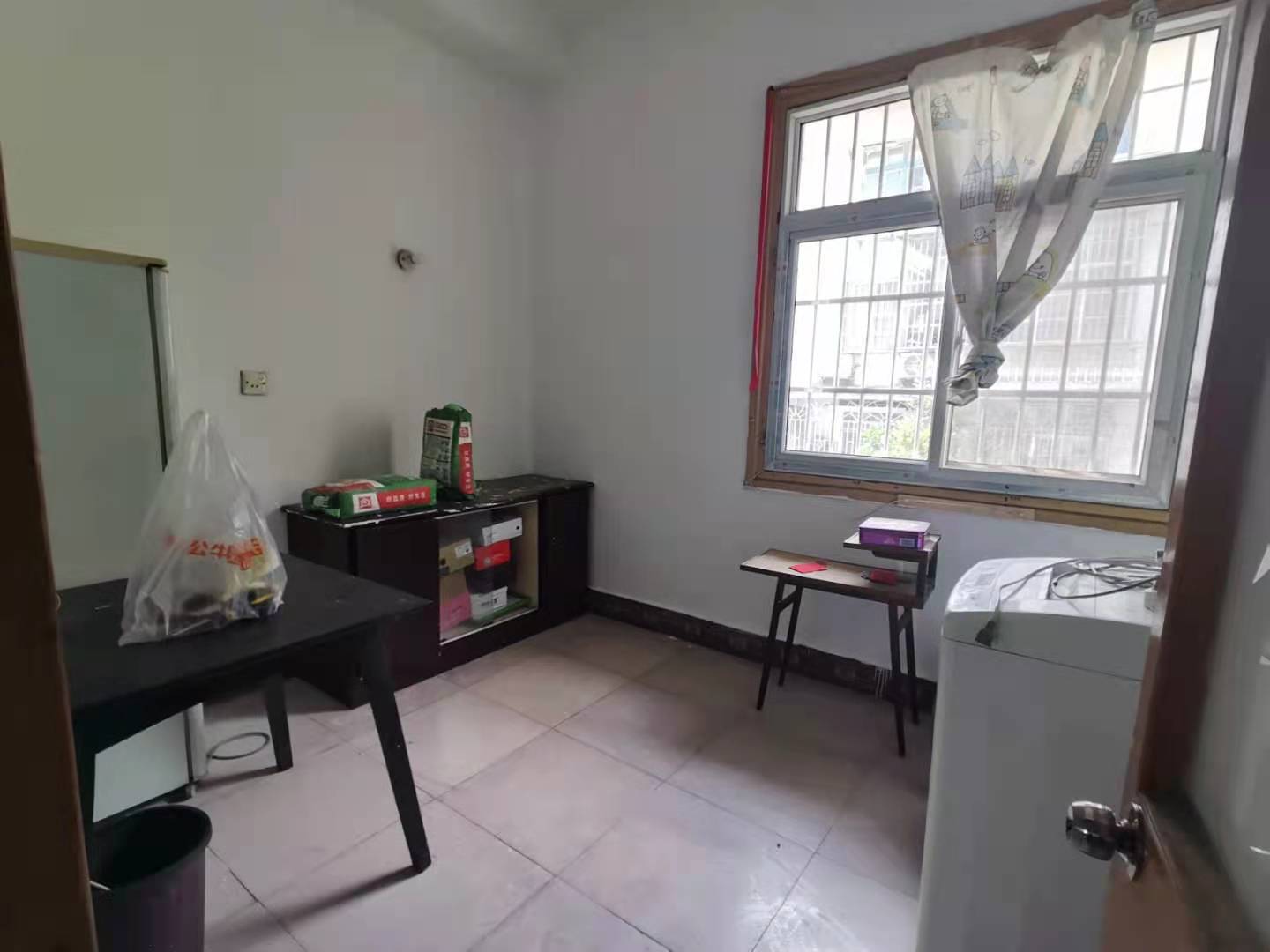 体育路散盘 2室2厅1卫 900.0元/月 体育路散盘 2室2厅1卫 900.0元/月室内图