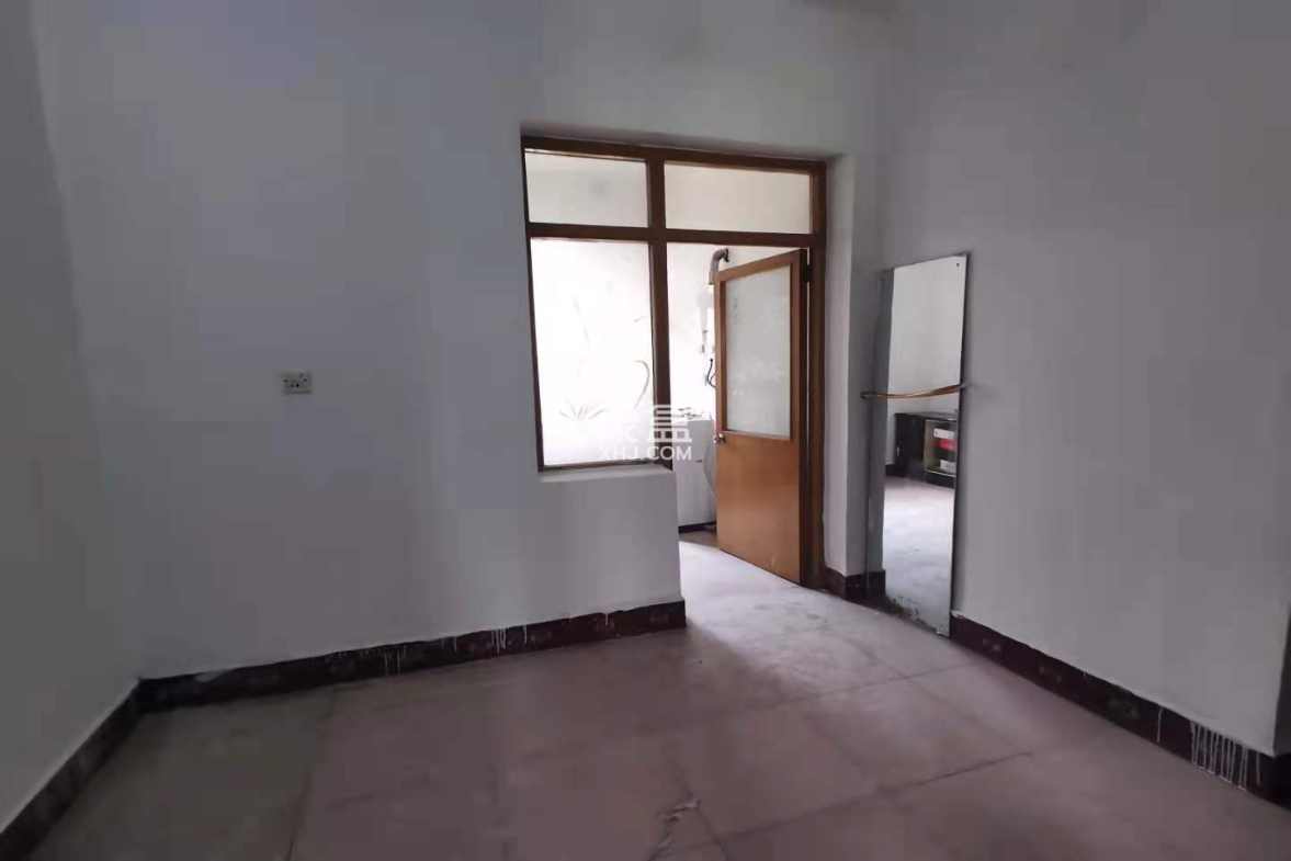 体育路散盘 2室2厅1卫 900.0元/月 体育路散盘 2室2厅1卫 900.0元/月室内图