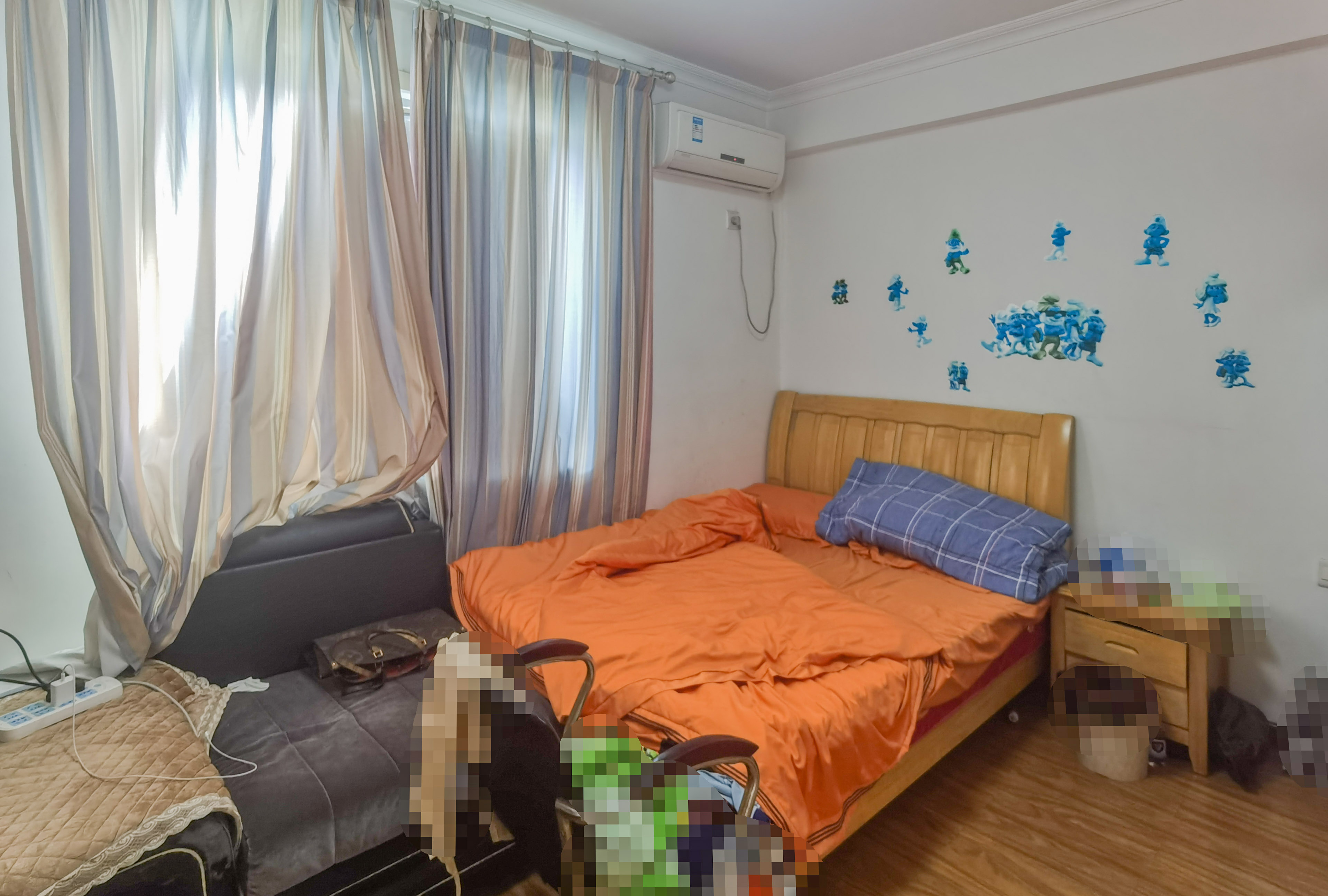 文化园三期 3室2厅1卫 60.8万 文化园三期 3室2厅1卫 60.8万客厅