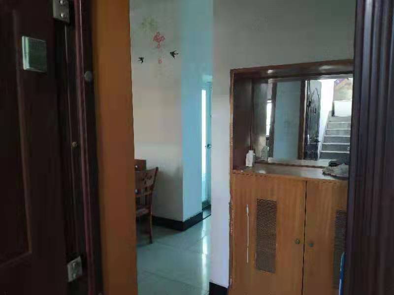 怡景花苑  3室1厅1卫    1500.0元/月 怡景花苑  3室1厅1卫    1500.0元/月室内图