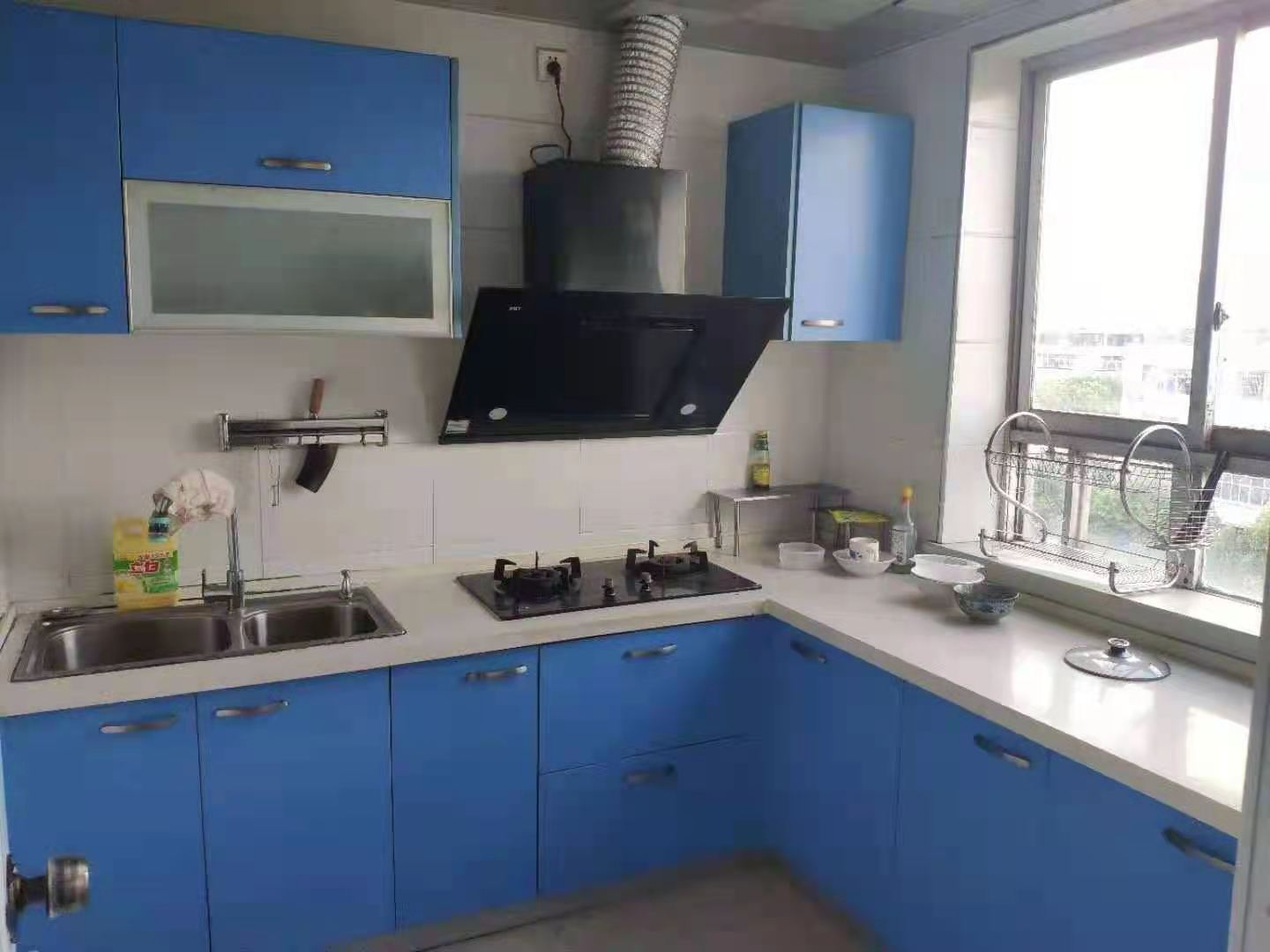 怡景花苑  3室1厅1卫    1500.0元/月 怡景花苑  3室1厅1卫    1500.0元/月室内图