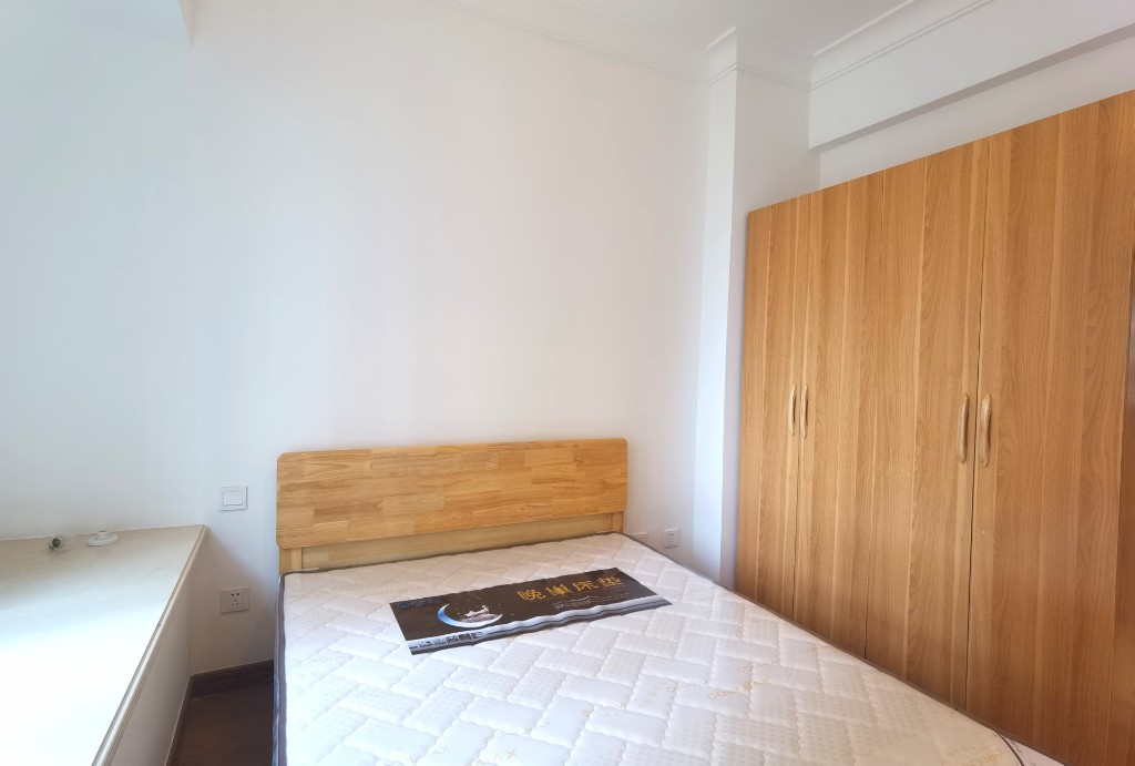 中海锦江城云熙一期  3室2厅2卫    2400.0元/月 中海锦江城云熙一期  3室2厅2卫    2400.0元/月室内图