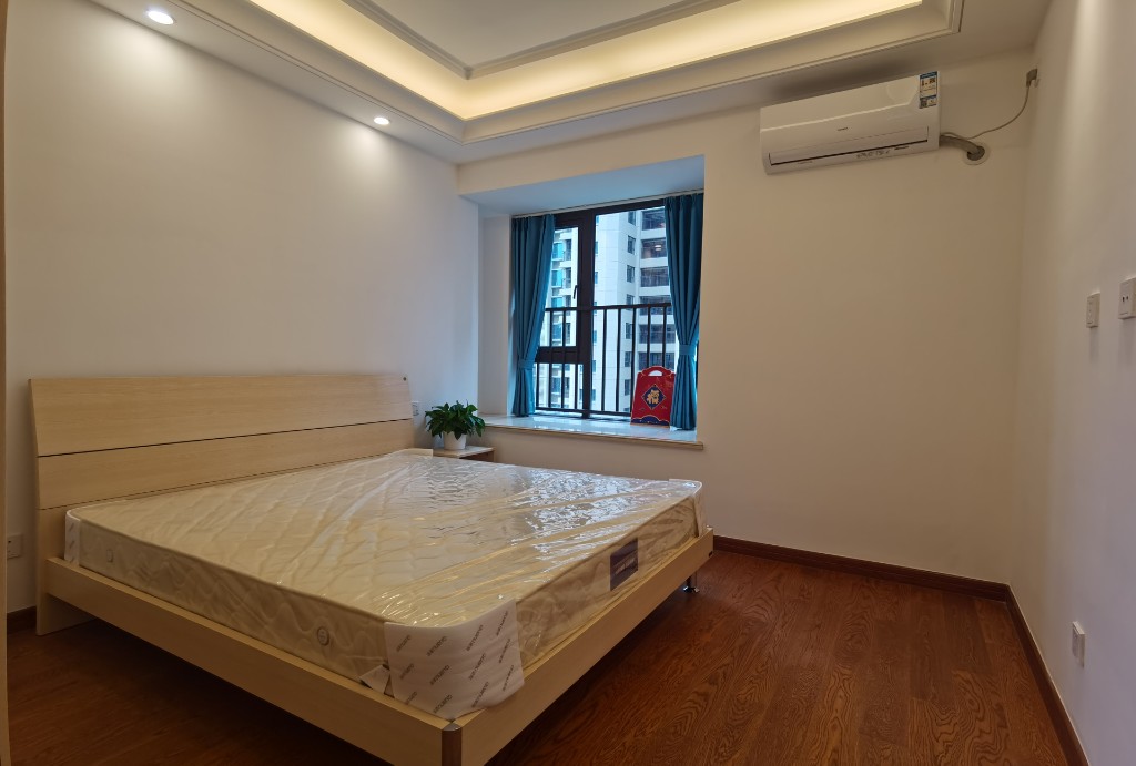 中海锦江城云熙一期  3室2厅2卫    2700.0元/月 中海锦江城云熙一期  3室2厅2卫    2700.0元/月室内图