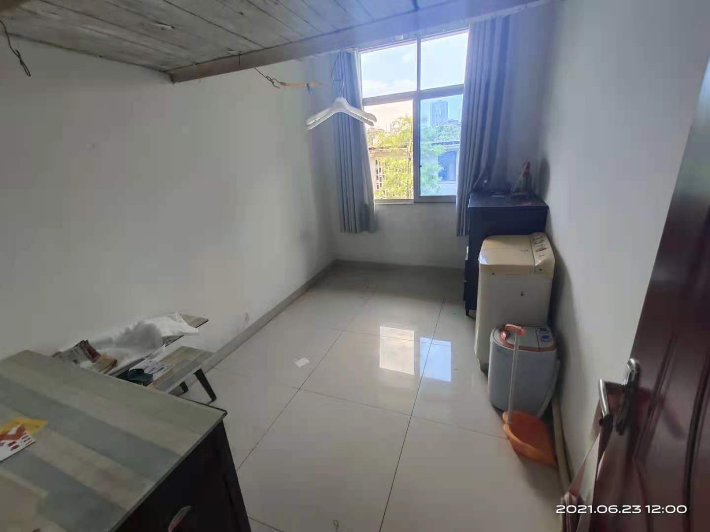 新华一村 3室1厅1卫 700.00元/月 新华一村 3室1厅1卫 700.00元/月室内图