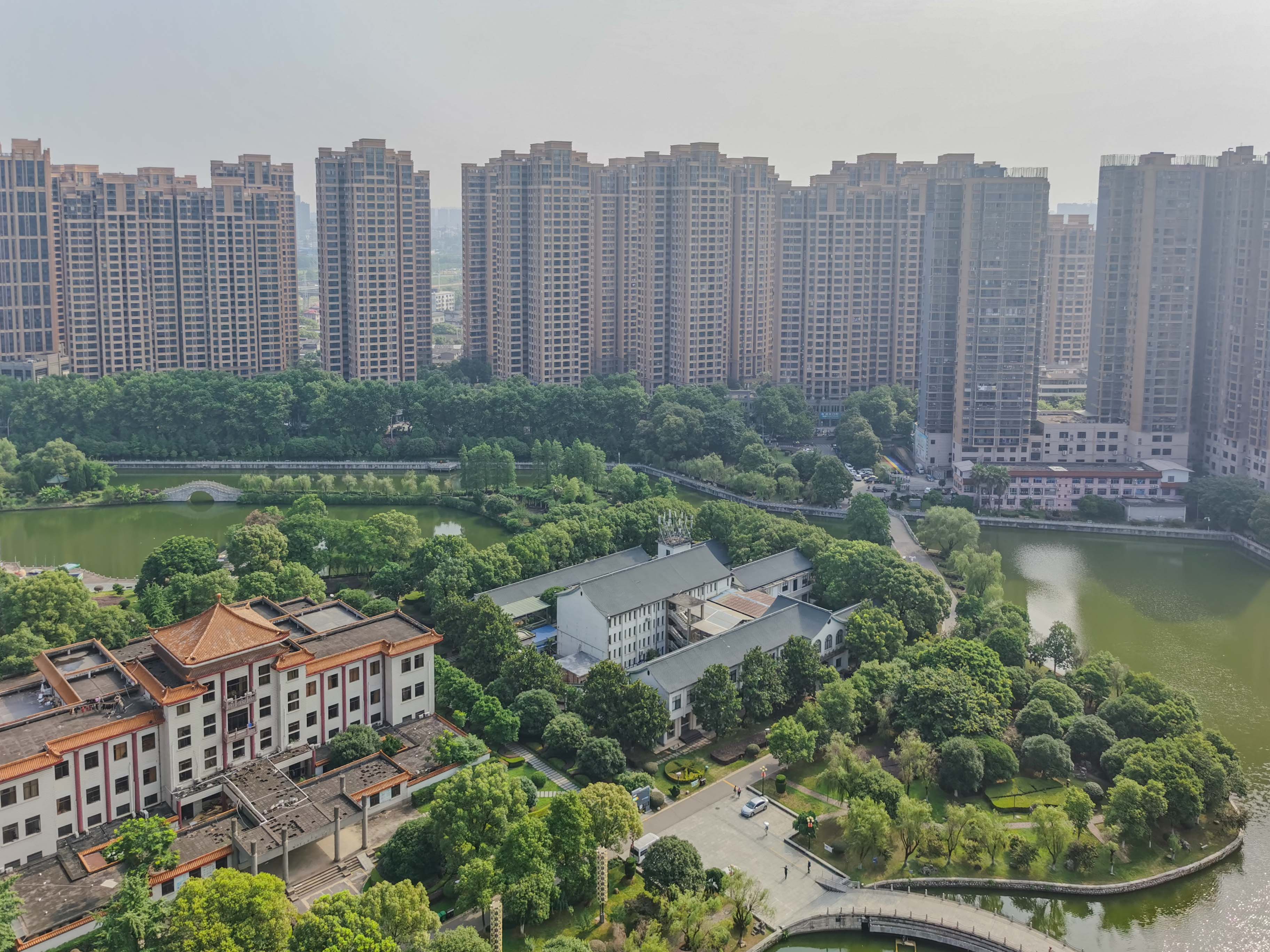 文化园三期 3室2厅1卫 60.8万 文化园三期 3室2厅1卫 60.8万客厅