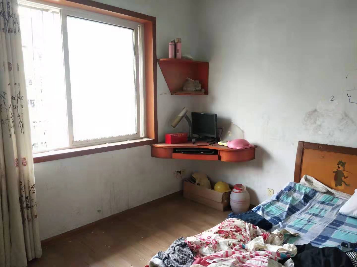 仁和小区 3室2厅1卫 1000.0元/月 仁和小区 3室2厅1卫 1000.0元/月室内图