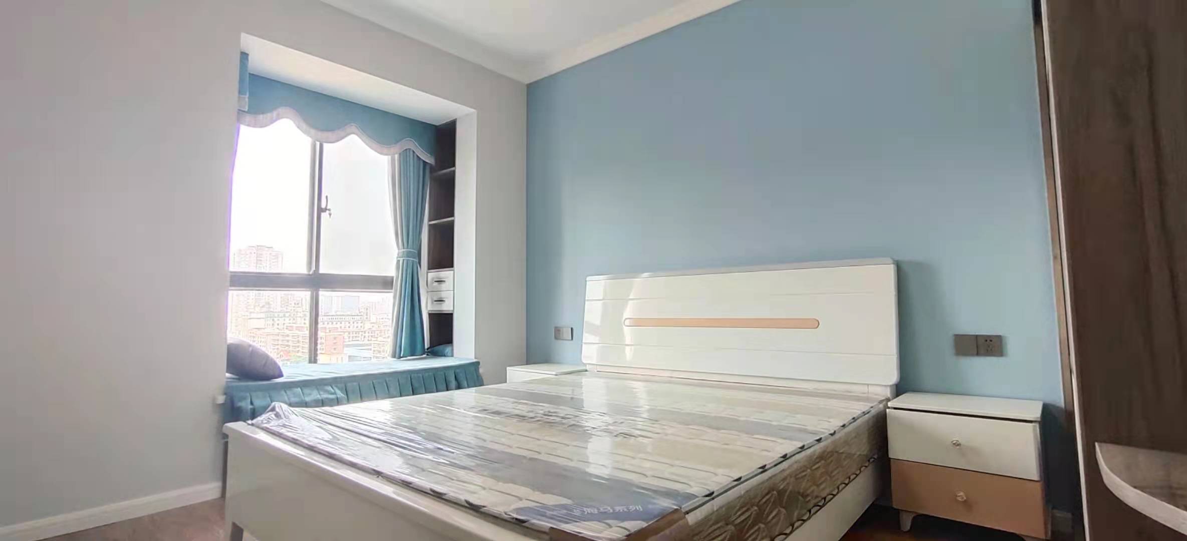 山水新城  2室2厅1卫    2500.0元/月 山水新城  2室2厅1卫    2500.0元/月室内图