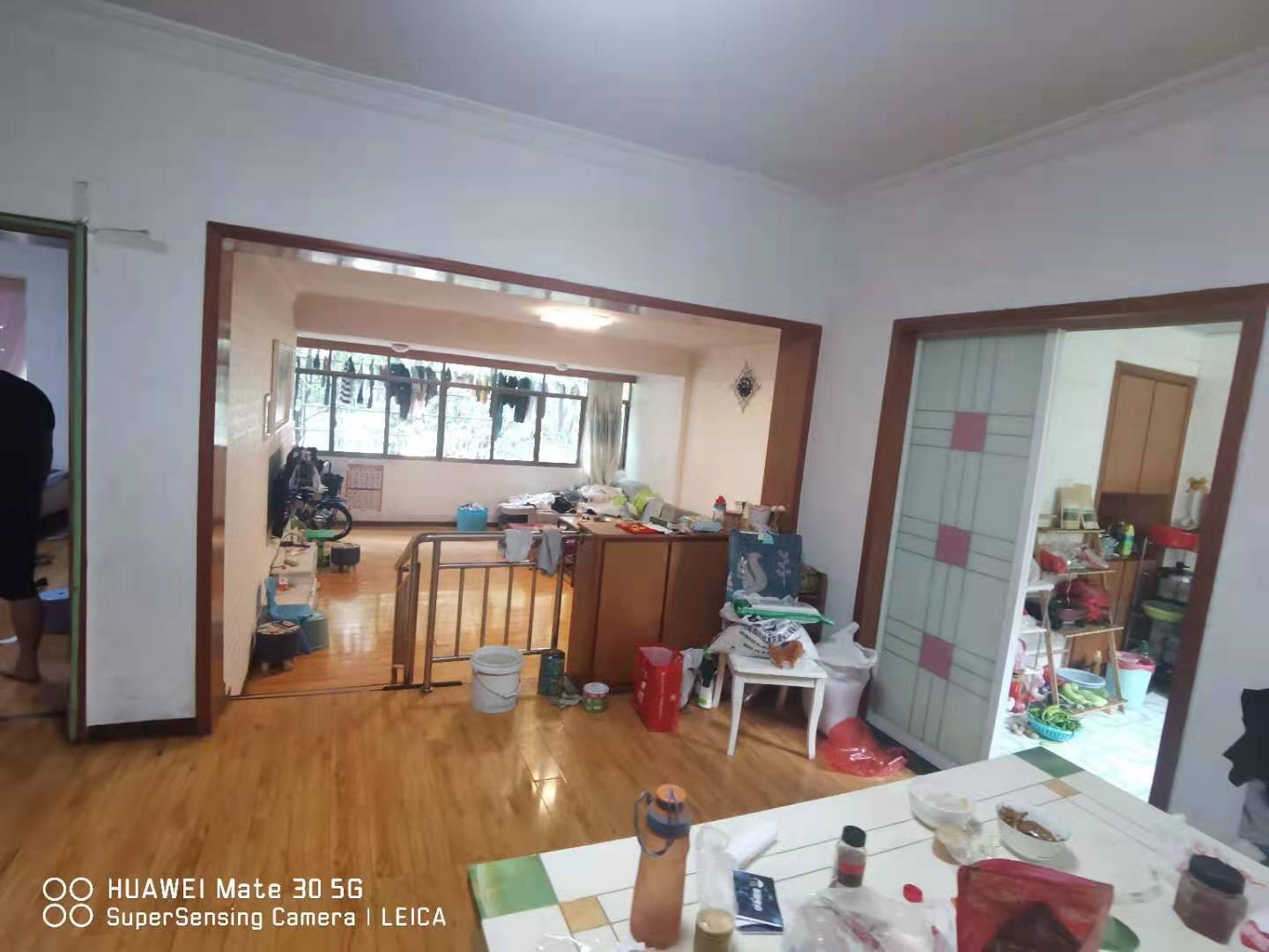 梓山苑小区  3室2厅2卫   58.80万客厅