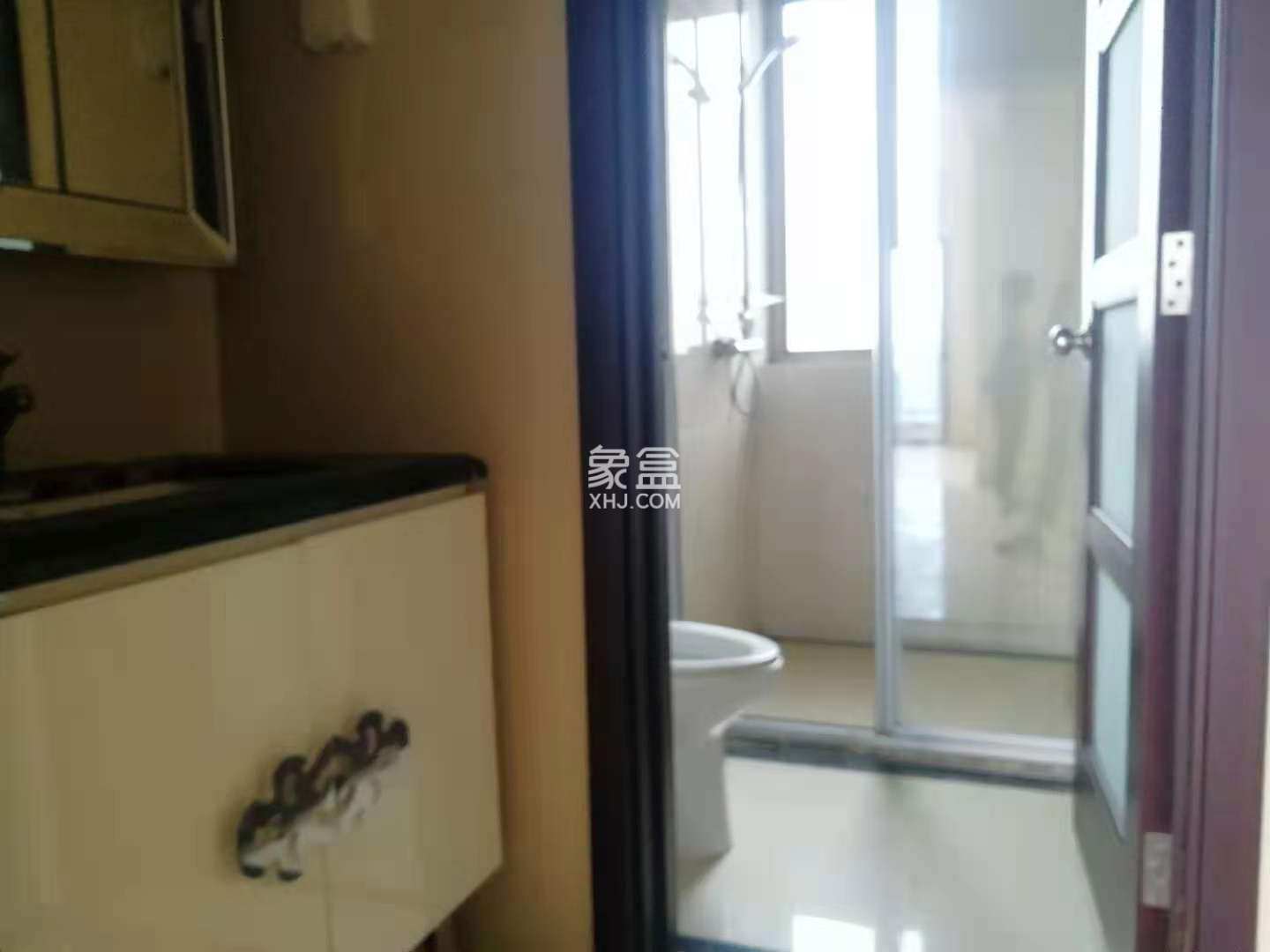 碧桂园 4室2厅2卫 92.8万 碧桂园 4室2厅2卫 92.8万卫生间