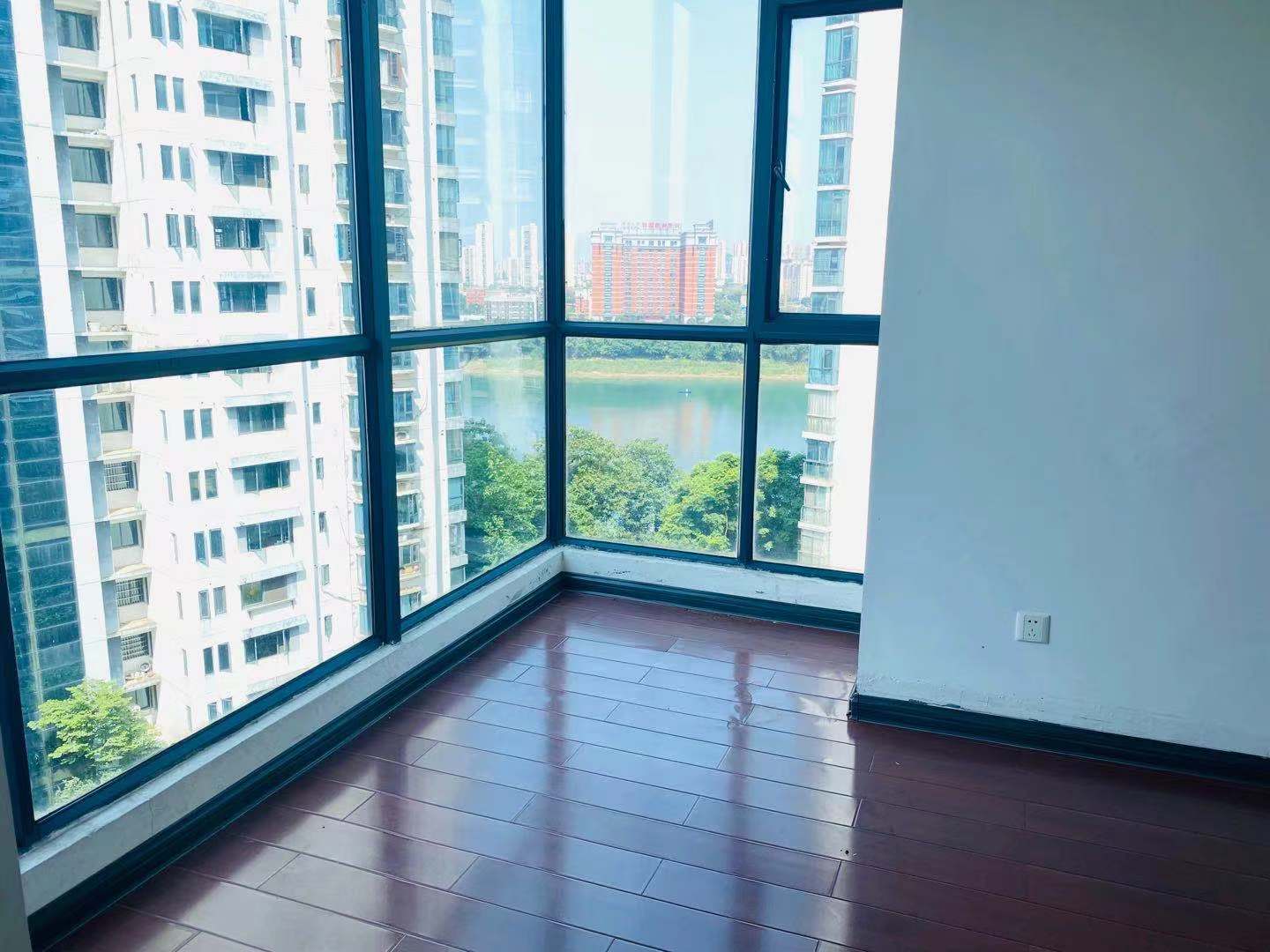 山水国际 3室2厅1卫 100.0万 山水国际 3室2厅1卫 100.0万客厅