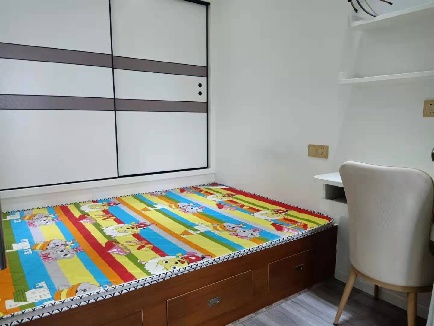 金鼎东方和生源 2室1厅1卫 1800.0元/月 金鼎东方和生源 2室1厅1卫 1800.0元/月室内图