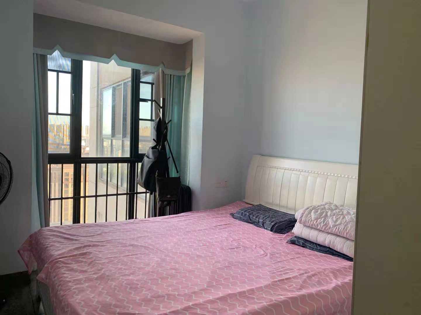 新桂公馆 1室1厅1卫 34.8万 新桂公馆 1室1厅1卫 34.8万客厅