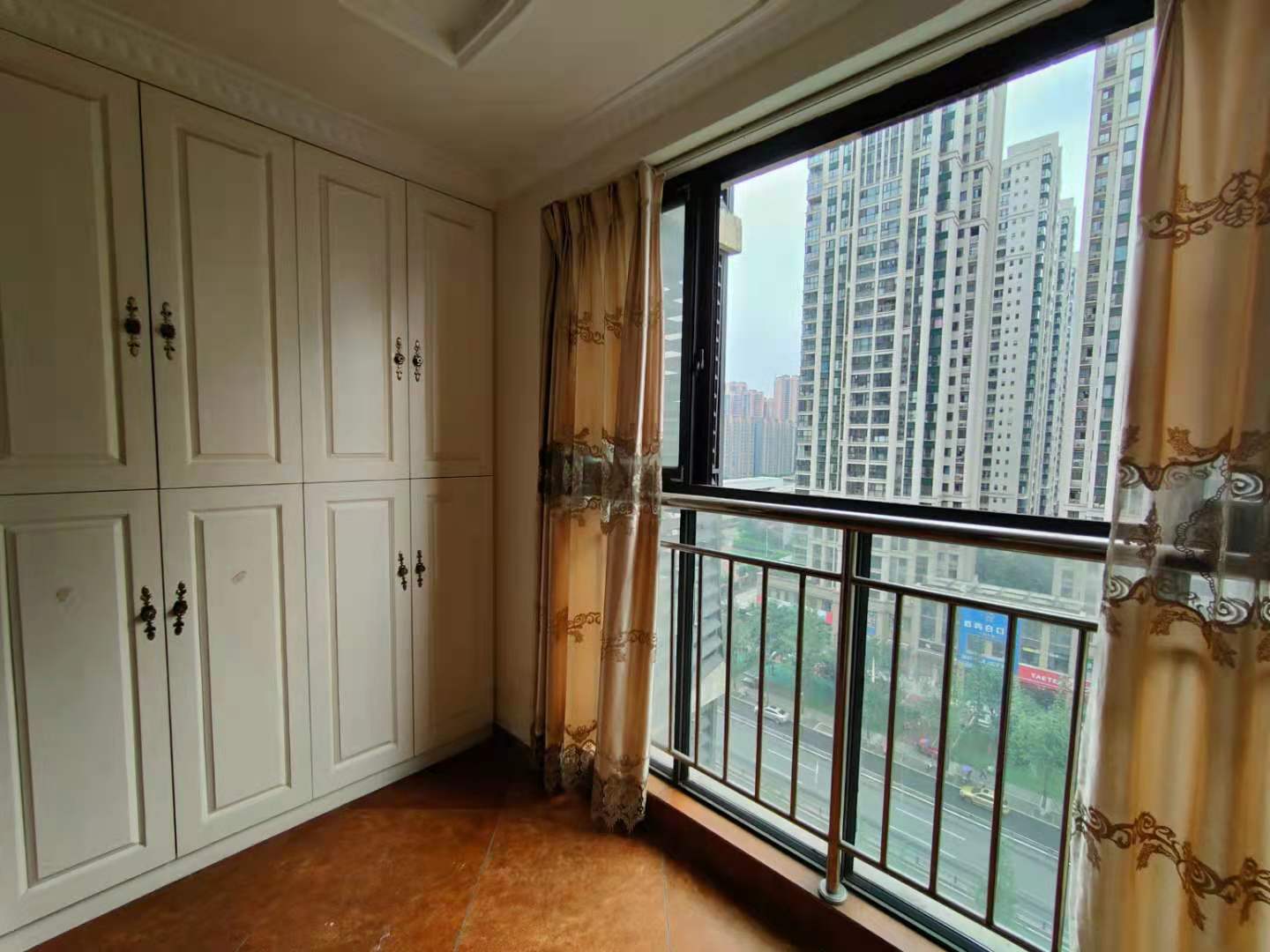 佳兆业君汇上品  3室2厅1卫    2800.0元/月室内图