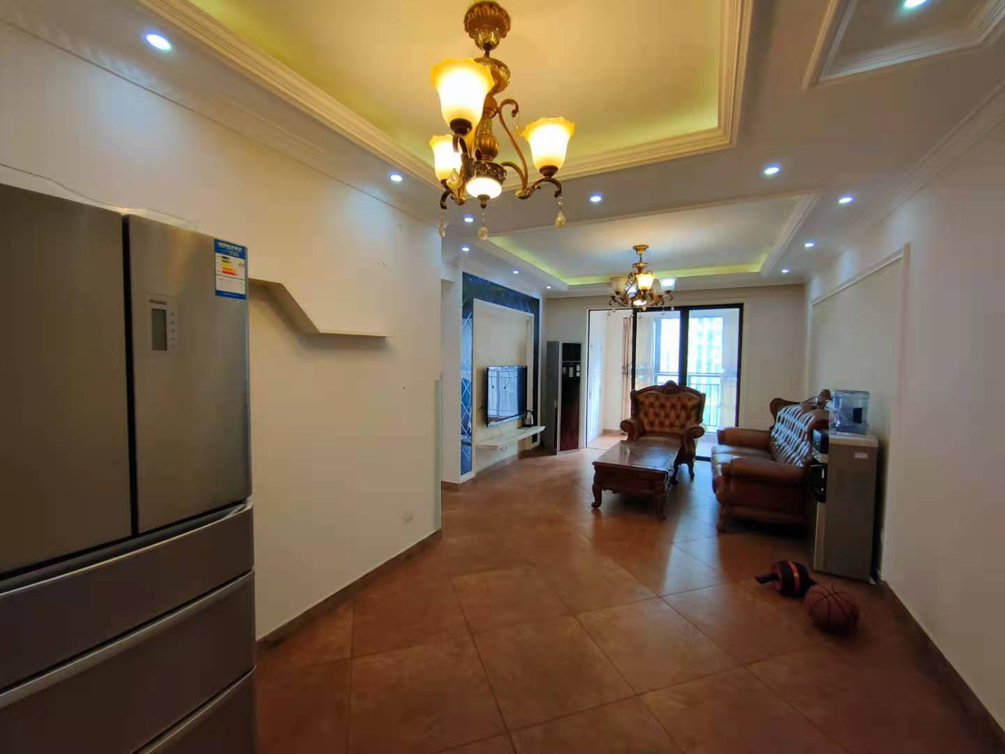 佳兆业君汇上品  3室2厅1卫    2800.0元/月室内图