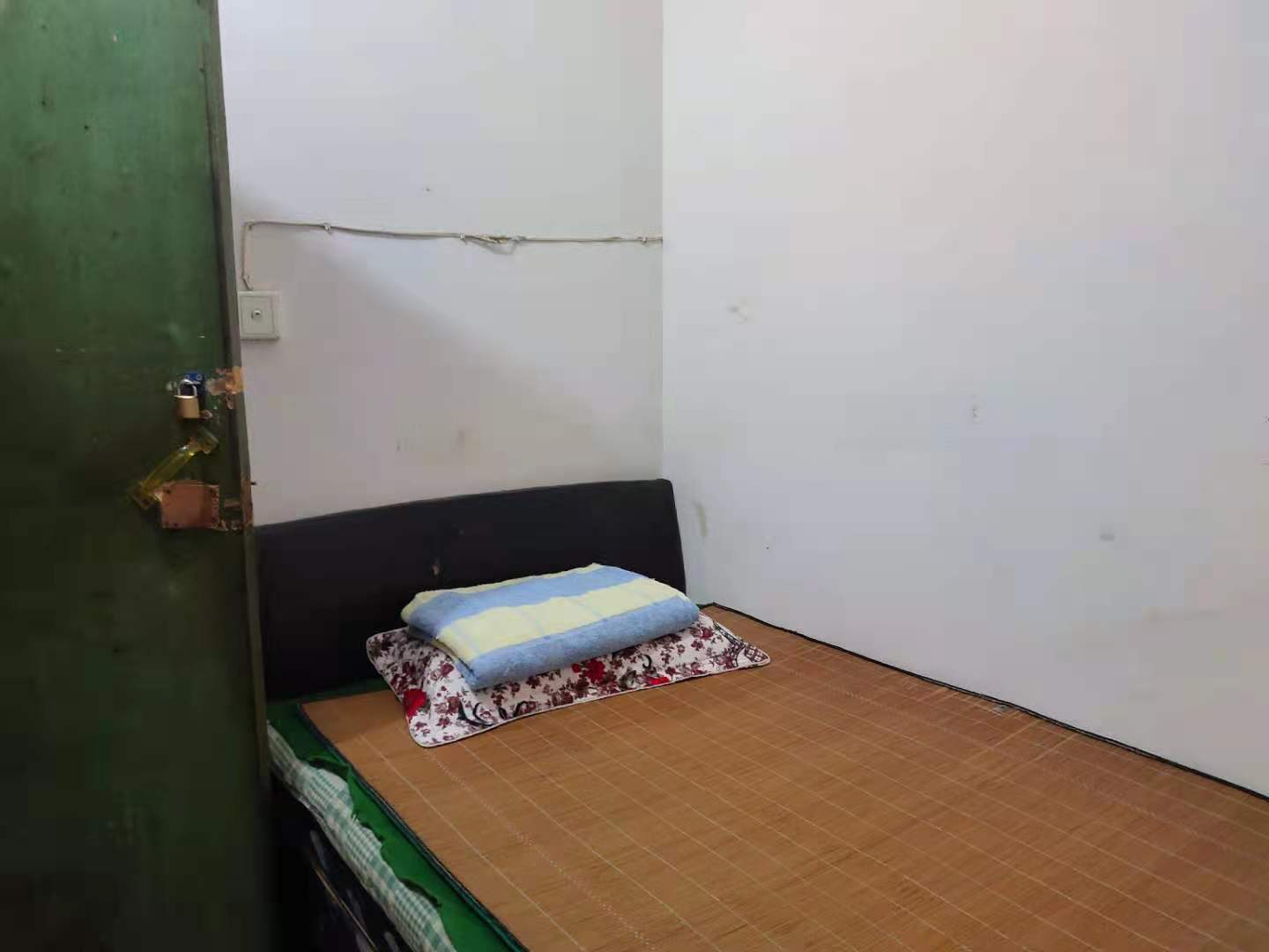 银桥小区  2室1厅1卫    48.8万卧室