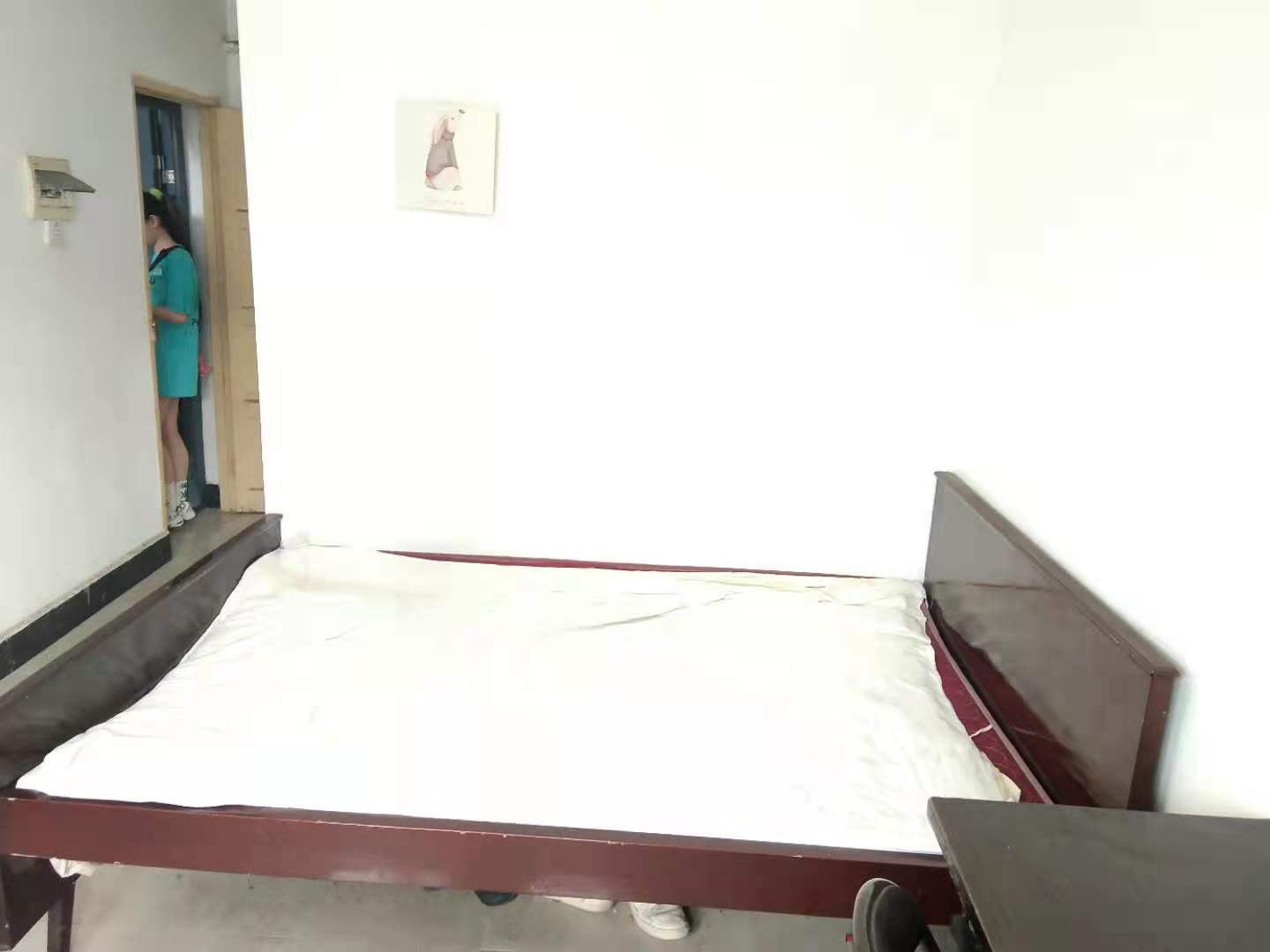 柏丽广场 1室0厅1卫 600.0元/月 柏丽广场 1室0厅1卫 600.0元/月室内图