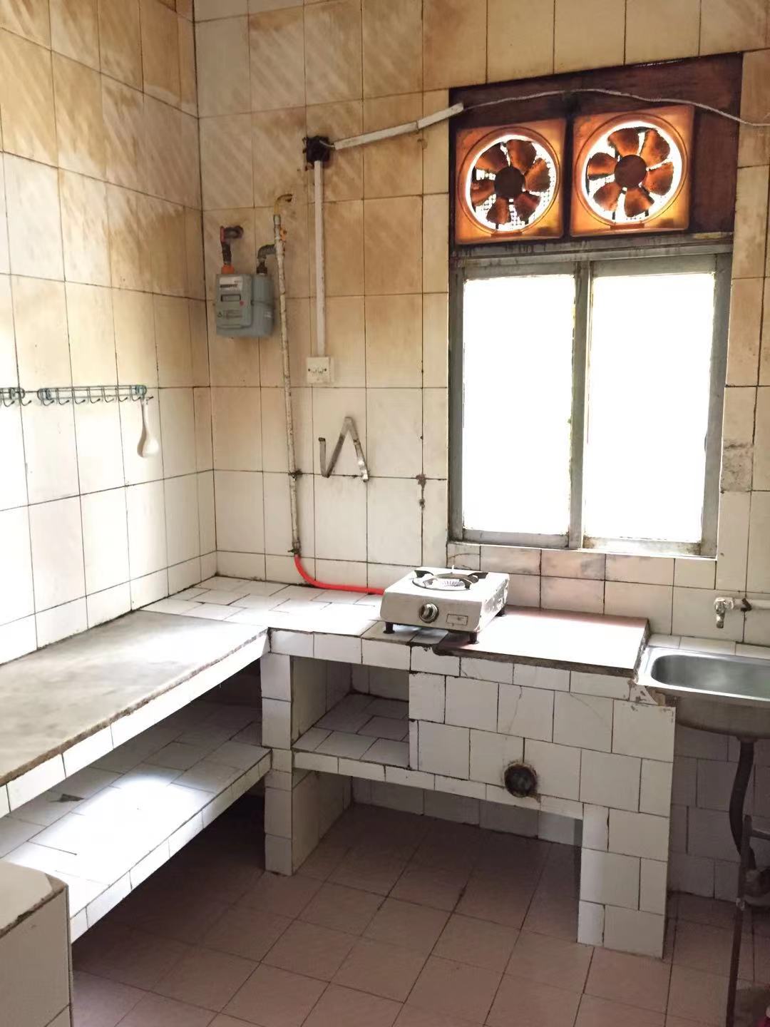 太平小区 3室2厅1卫 1500.0元/月 太平小区 3室2厅1卫 1500.0元/月室内图