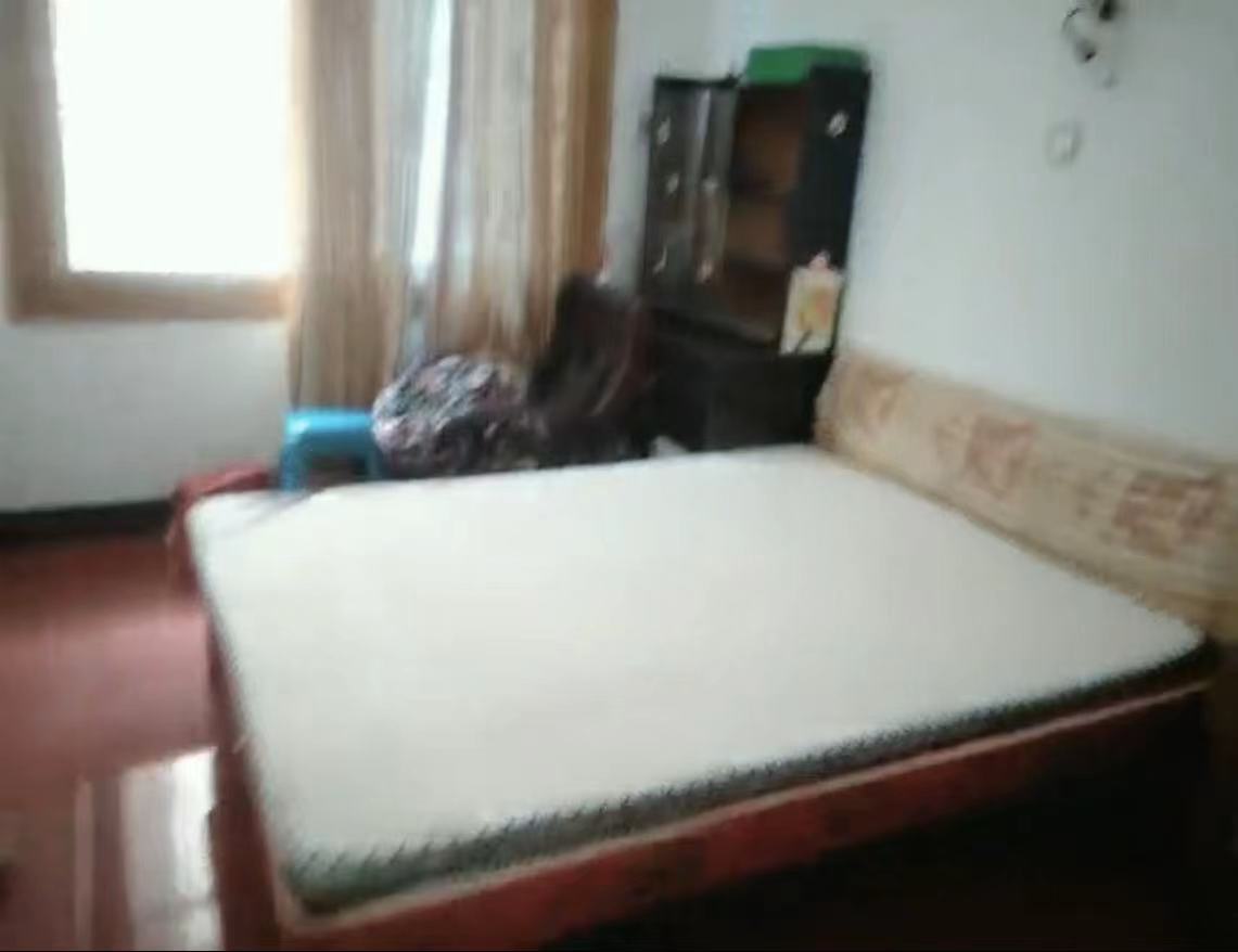 娄星区财政局家属楼 3室2厅1卫 43.8万 娄星区财政局家属楼 3室2厅1卫 43.8万卧室