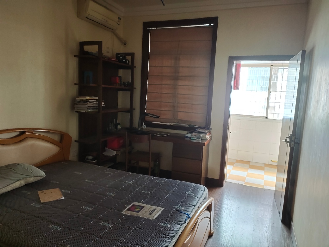 金谷市场  3室2厅2卫    63.8万 金谷市场  3室2厅2卫    63.8万卧室