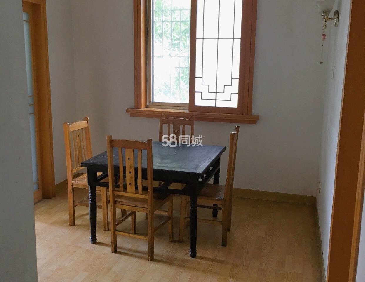 菊苑东区 4室2厅2卫 1450.0元/月 菊苑东区 4室2厅2卫 1450.0元/月室内图