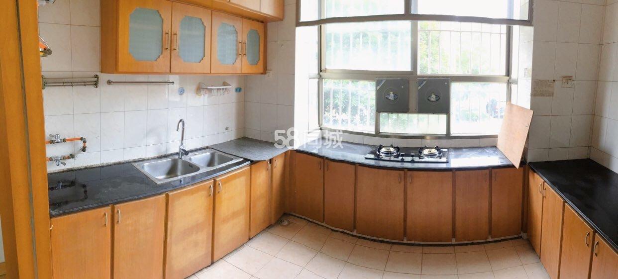 菊苑东区 4室2厅2卫 1450.0元/月 菊苑东区 4室2厅2卫 1450.0元/月室内图