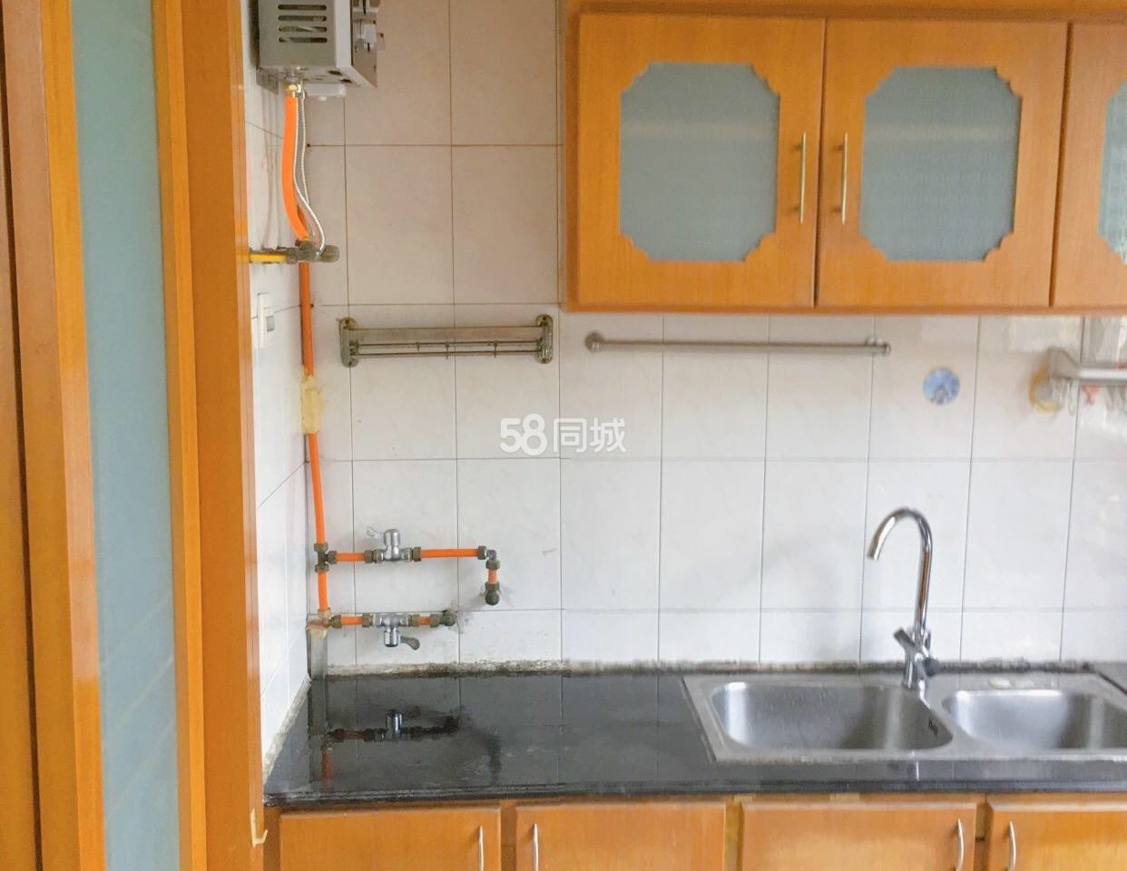 菊苑东区 4室2厅2卫 1450.0元/月 菊苑东区 4室2厅2卫 1450.0元/月室内图